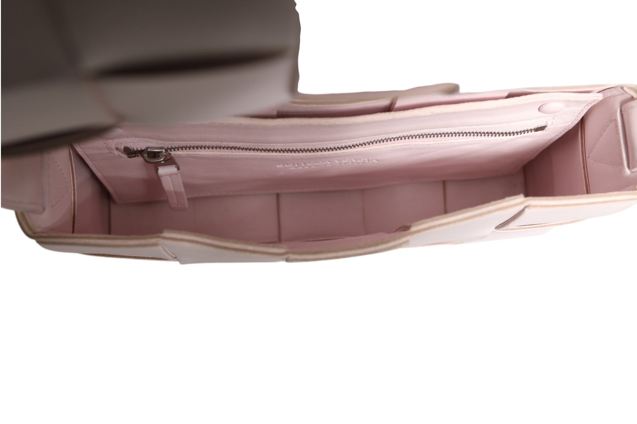 Bottega Veneta Pink Intrecciato Cassette Shoulder Bag - Artisanal