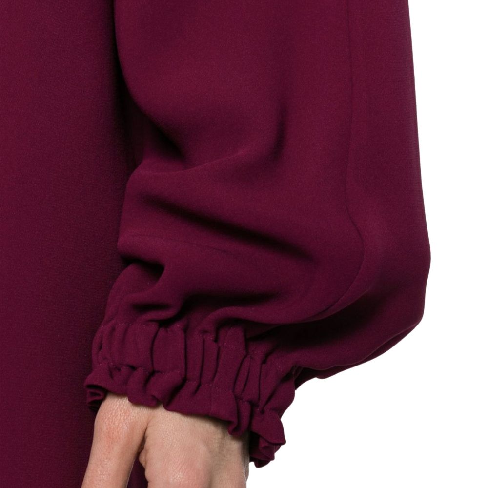 Elevate your wardrobe with the Fendi Purple Silk Casual Dress, a masterpiece of Italian craftsmanship, exuding timeless elegance and sophistication for every occasion.