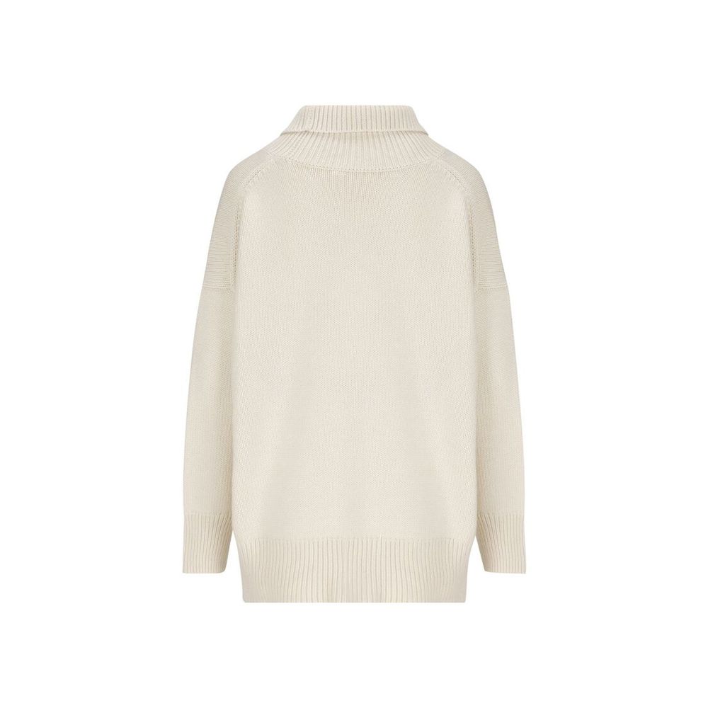 Chloé White Cashmere Turtleneck - Designer Couture Elegance