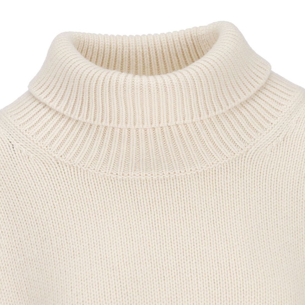 Chloé White Cashmere Turtleneck - Designer Couture Elegance