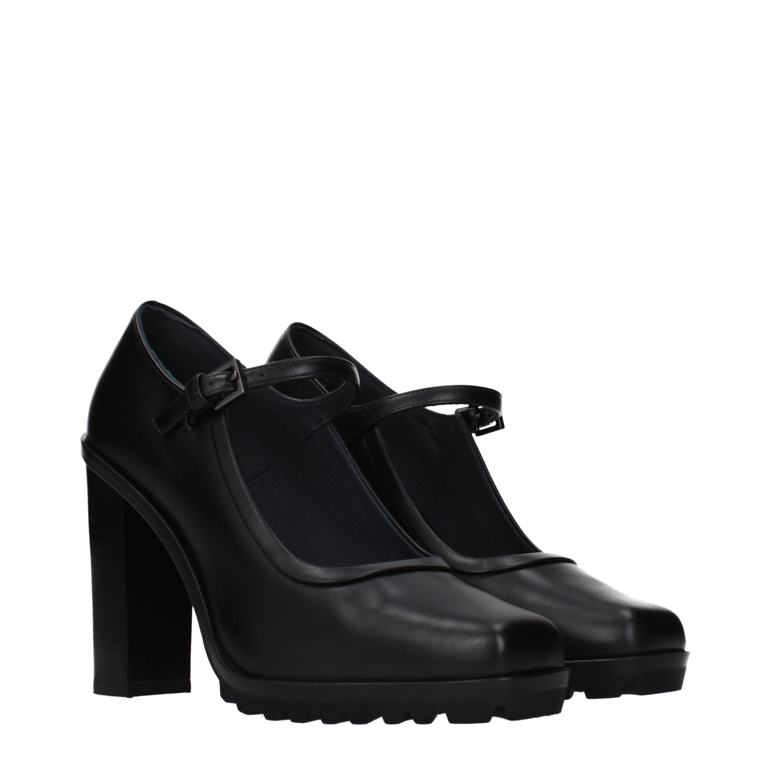 Indulge in the Max Mara Black Leather High Heel Pumps, where exquisite Italian craftsmanship meets timeless elegance, elevating your style with luxurious allure.
