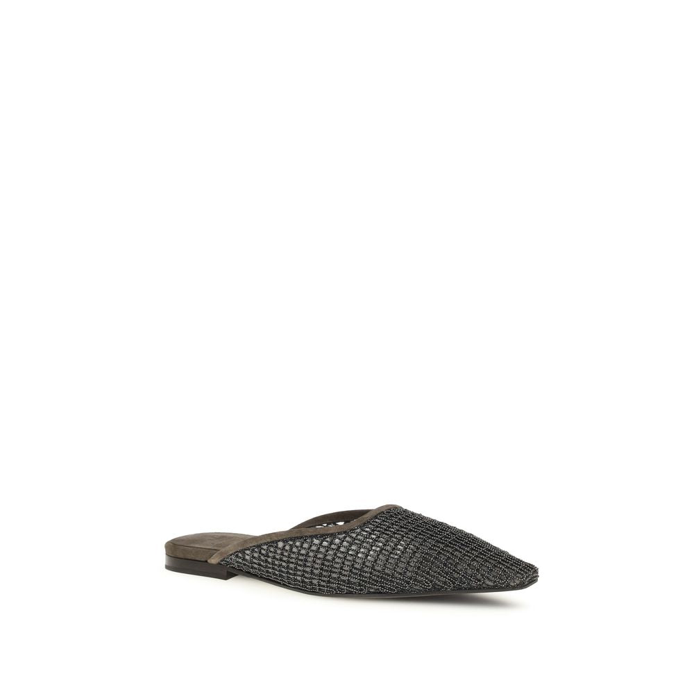 Step into unparalleled elegance with Brunello Cucinelli's Brown Calf Leather Bos Taurus Ballet Flats, where exquisite craftsmanship meets timeless luxury for the discerning individual.