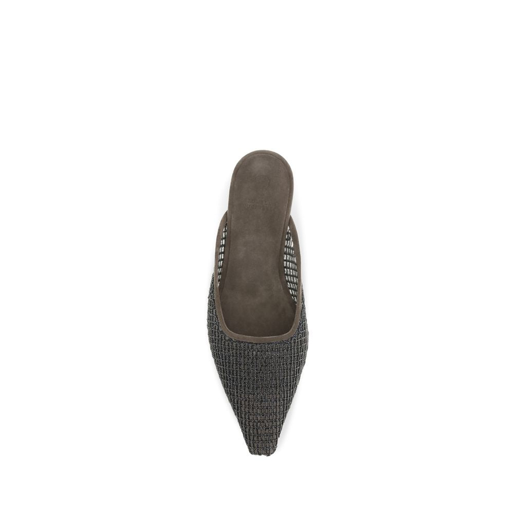 Step into refined elegance with Brunello Cucinelli's Brown Calf Leather Bos Taurus Ballet Flats, where exquisite craftsmanship meets timeless luxury for the discerning individual.