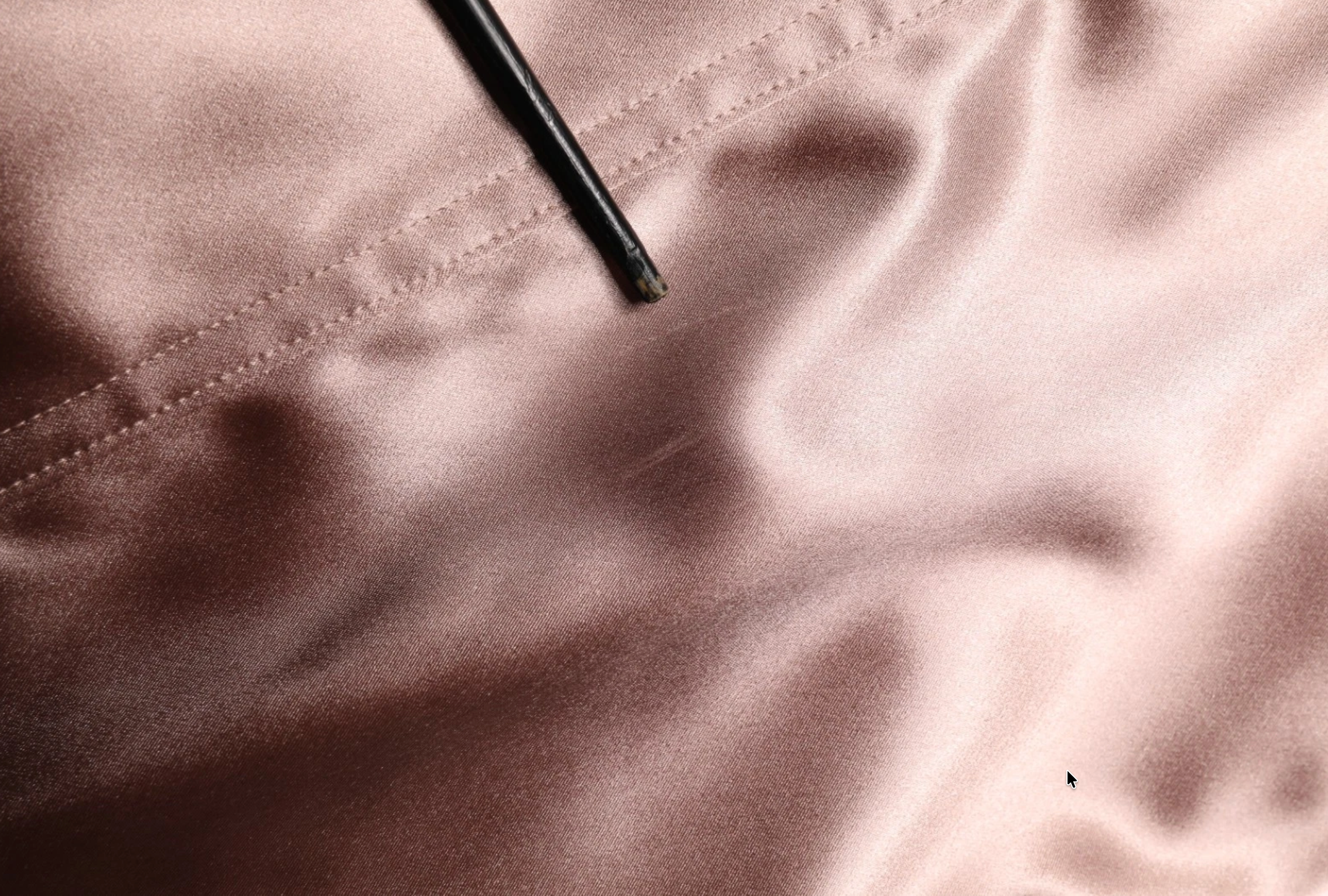 Experience the allure of Dolce & Gabbana's Pink Satin Sweetheart Sheath Corset Midi Dress, a masterpiece of Italian craftsmanship that embodies timeless elegance and sensual sophistication.