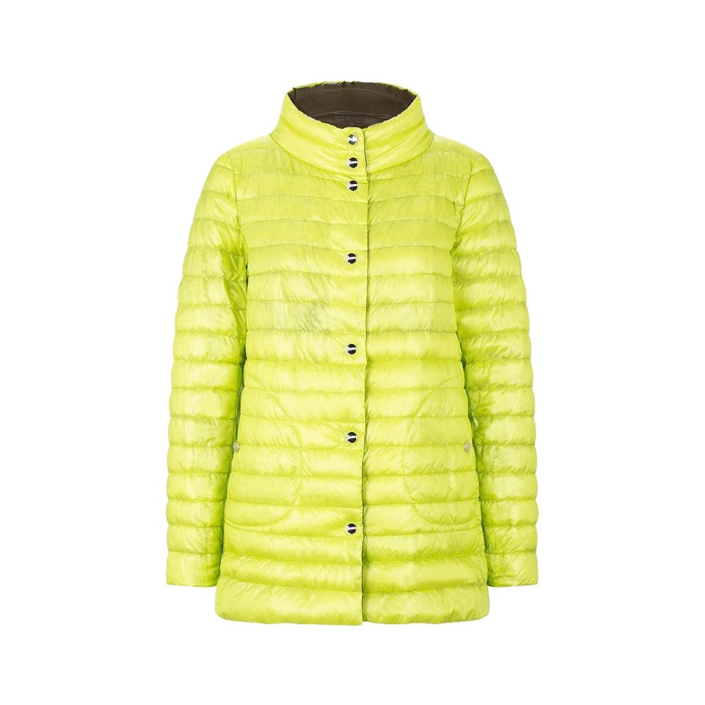Indulge in the exquisite Herno Bicolor Polyamide Coat, crafted from luxurious materials and designed for those who embody elegance and sophistication.
