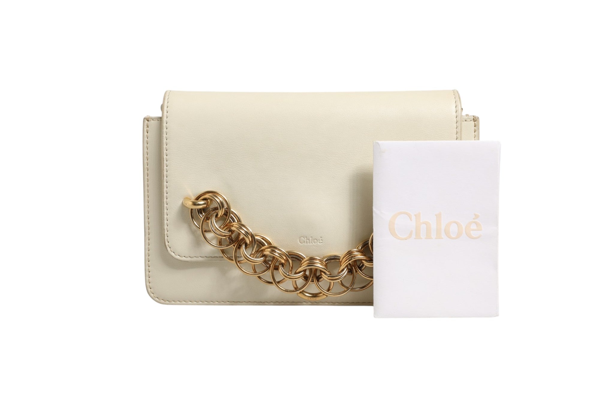 Experience the allure of the Chloé Drew Bijou Leather Clutch Small, where timeless elegance meets modern sophistication, perfect for the discerning individual.