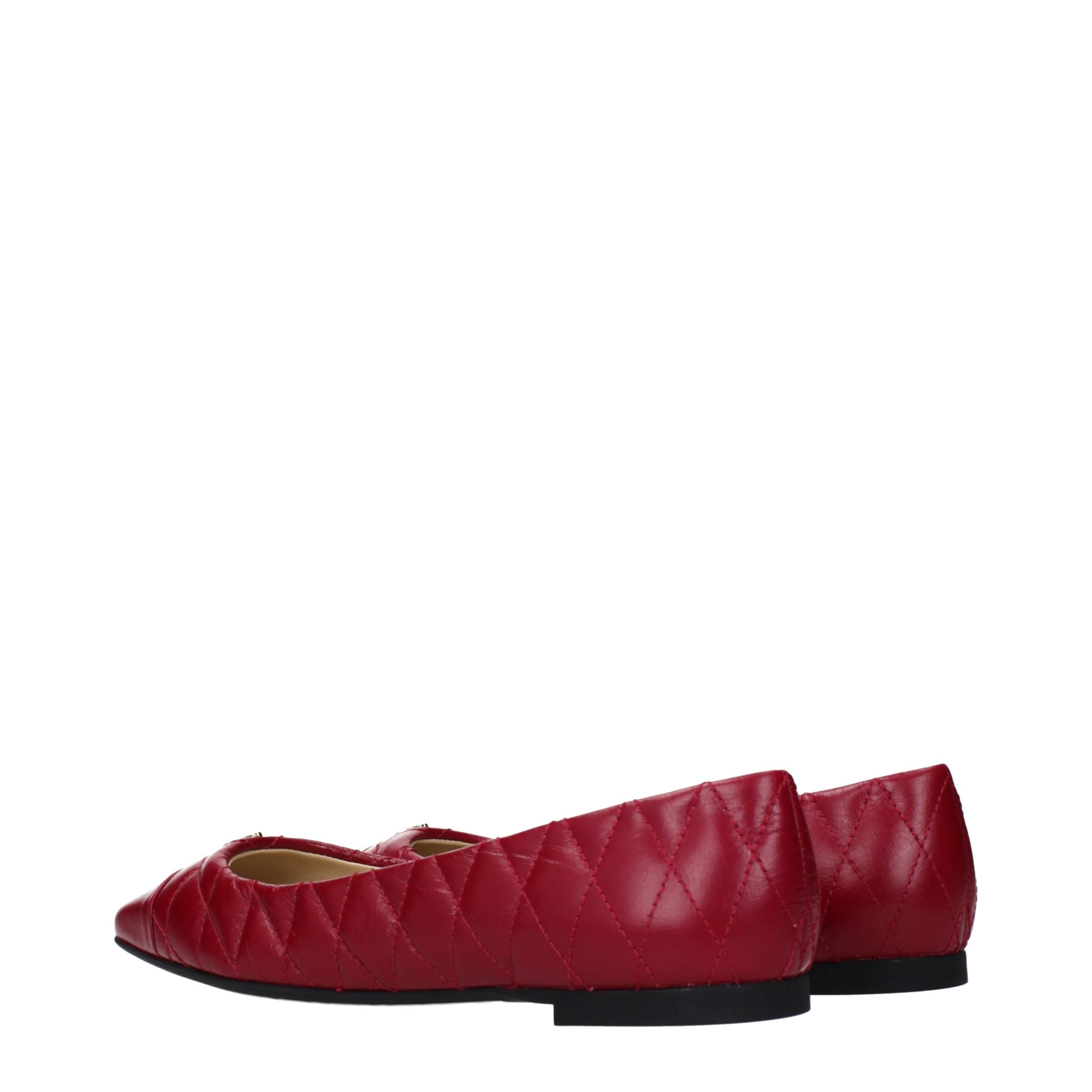 Step into a realm of artisanal elegance with Jimmy Choo Pink Leather Ballet Flats, where luxurious fuchsia leather meets timeless sophistication for the discerning individual.