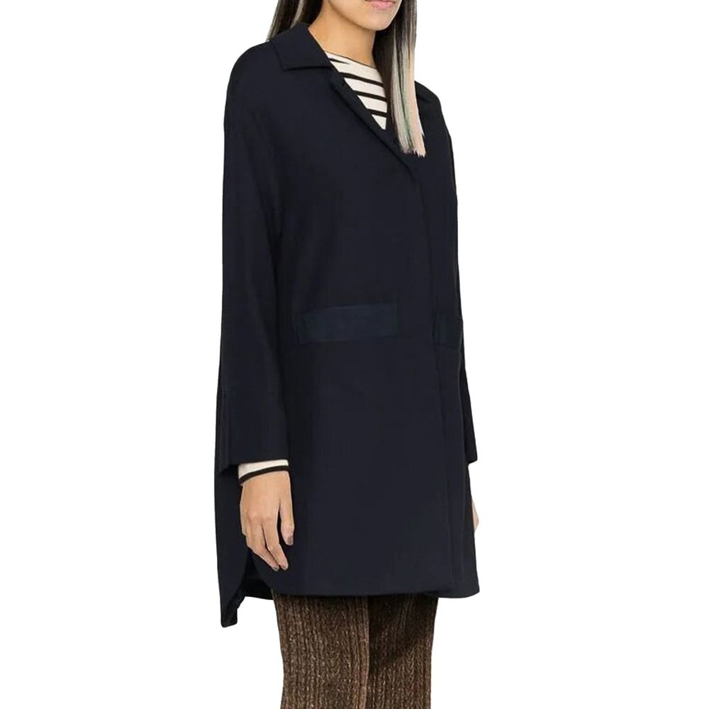 Indulge in the exquisite Herno Blue Cotton Coat, a masterpiece of Italian craftsmanship, designed for those who embody elegance and sophistication.