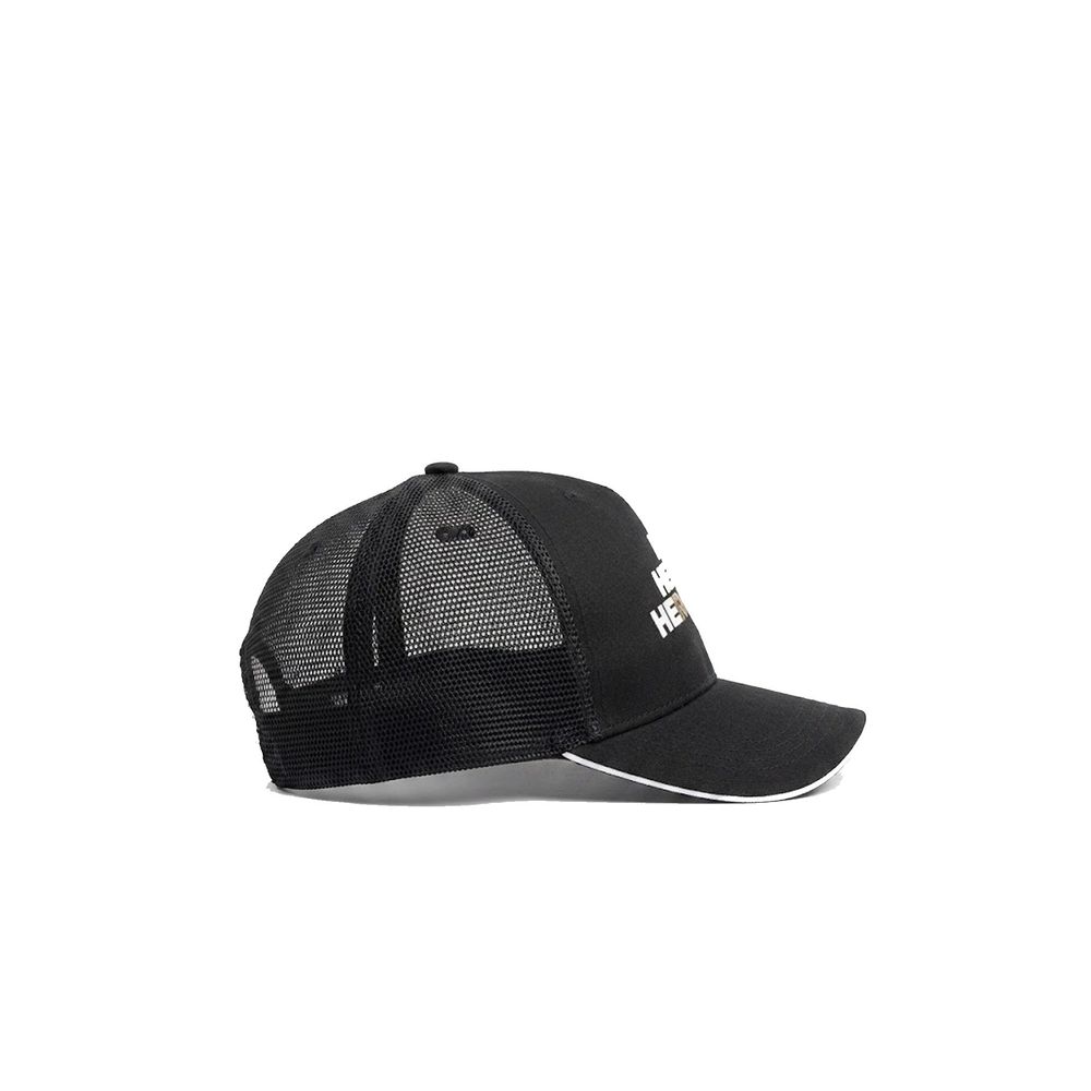 Discover the Herno Black Cotton Cap, a masterpiece of Italian craftsmanship that elevates your style with timeless luxury and effortless elegance.