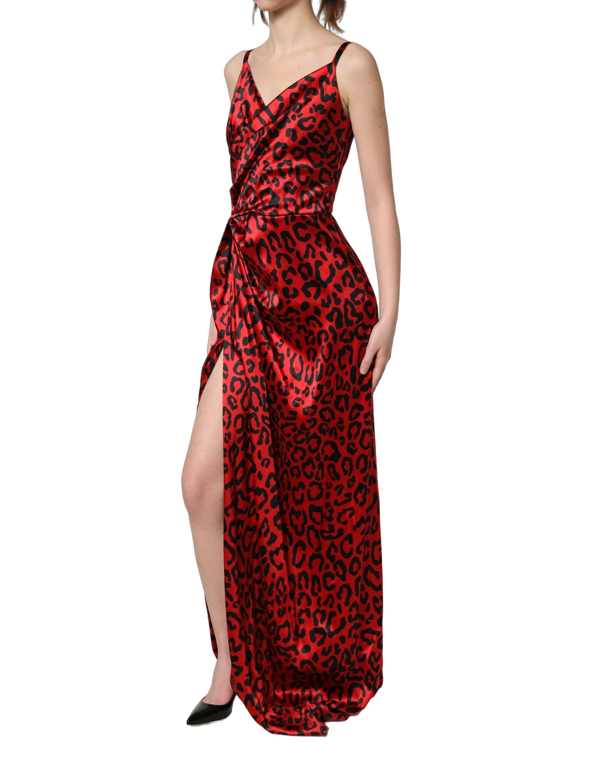 Experience the allure of the Dolce & Gabbana Red Leopard Draped Maxi Dress, a masterpiece in silk that embodies elegance and sophistication for the discerning individual.