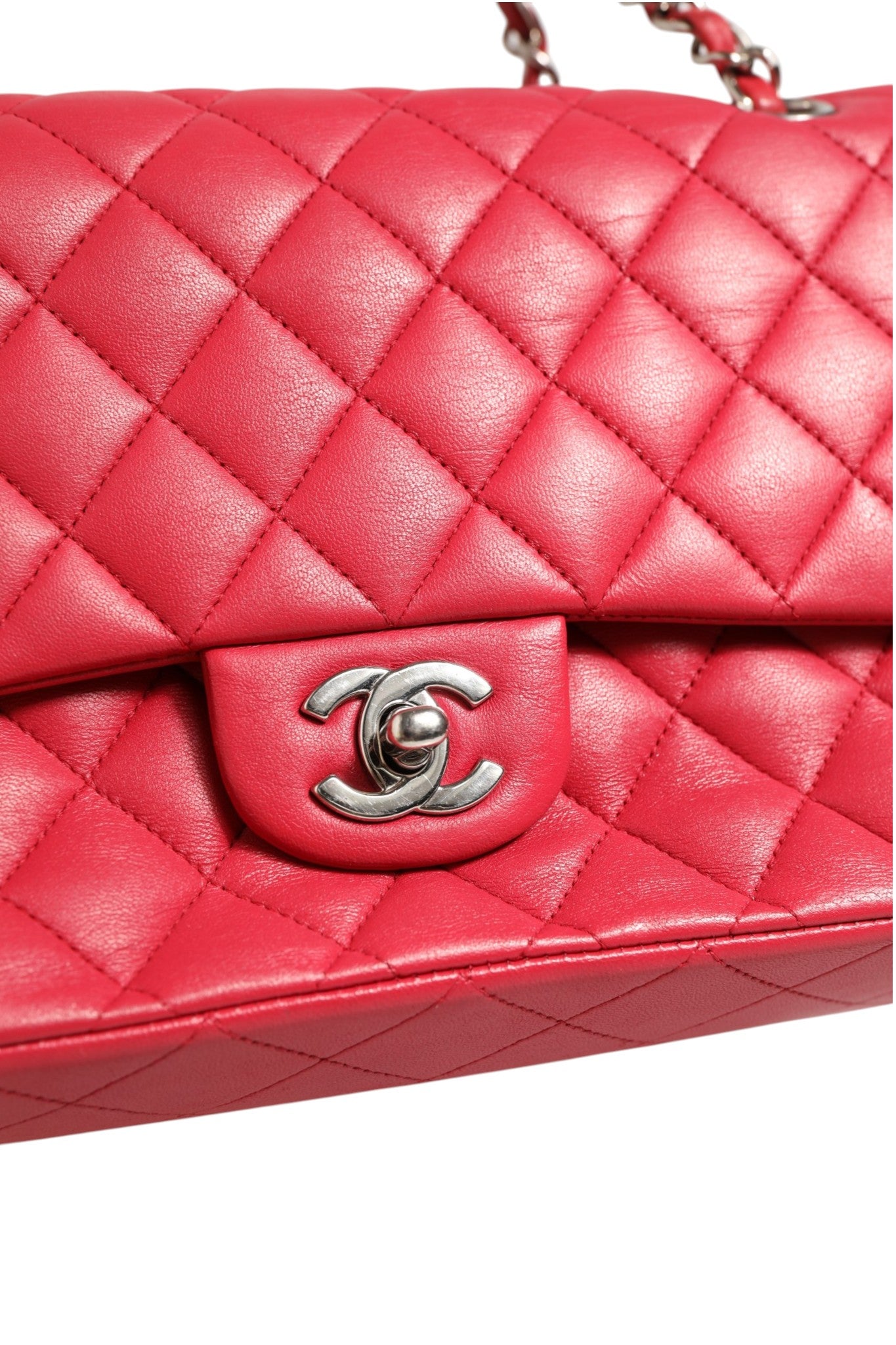 Chanel Classic 25 Medium Flap Bag - Artisanal Luxury Red Elegance