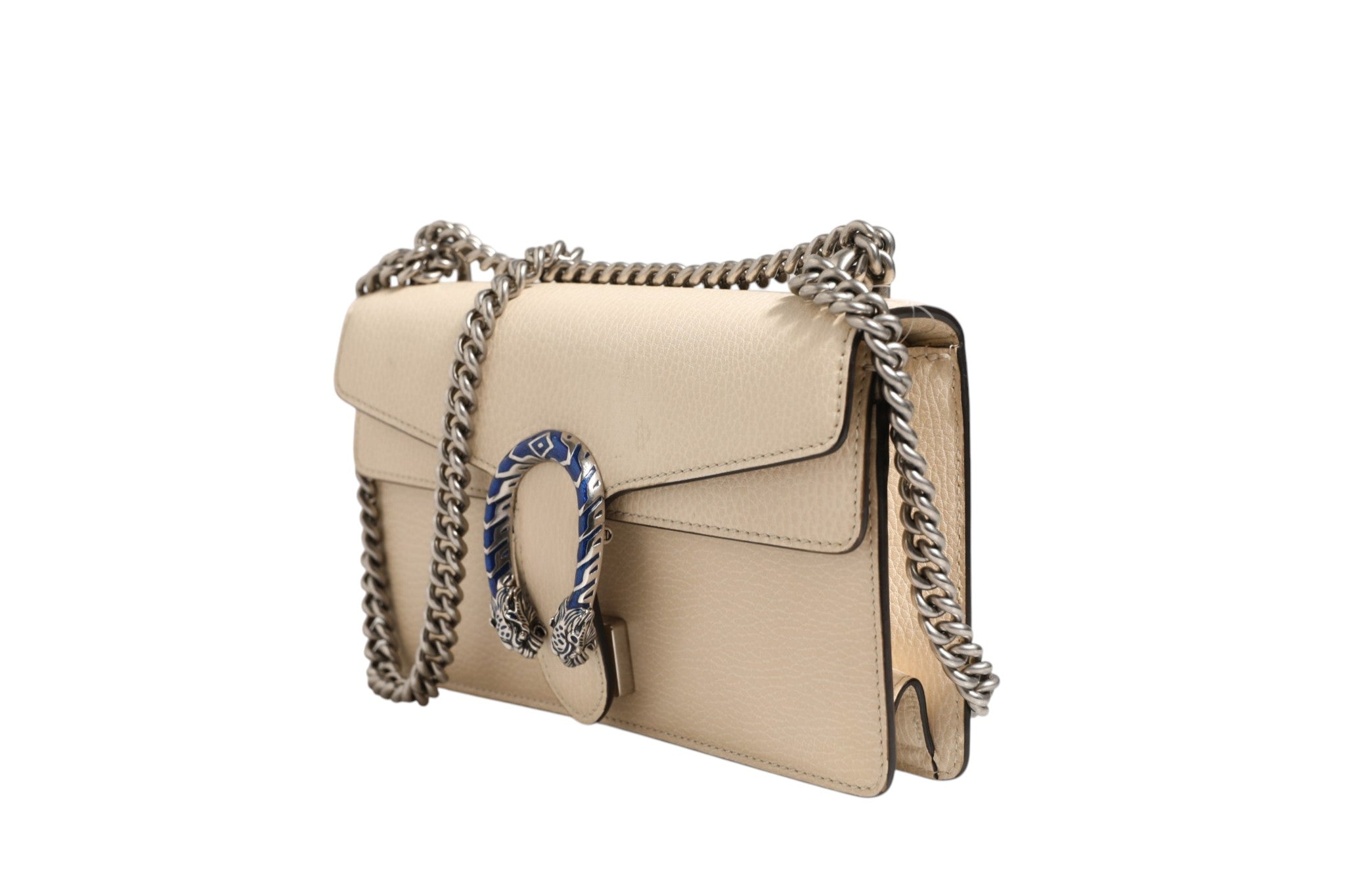Discover the Gucci Dionysus White Leather Handbag, a timeless masterpiece of exquisite craftsmanship and luxurious design, perfect for those who embody elegance and sophistication.