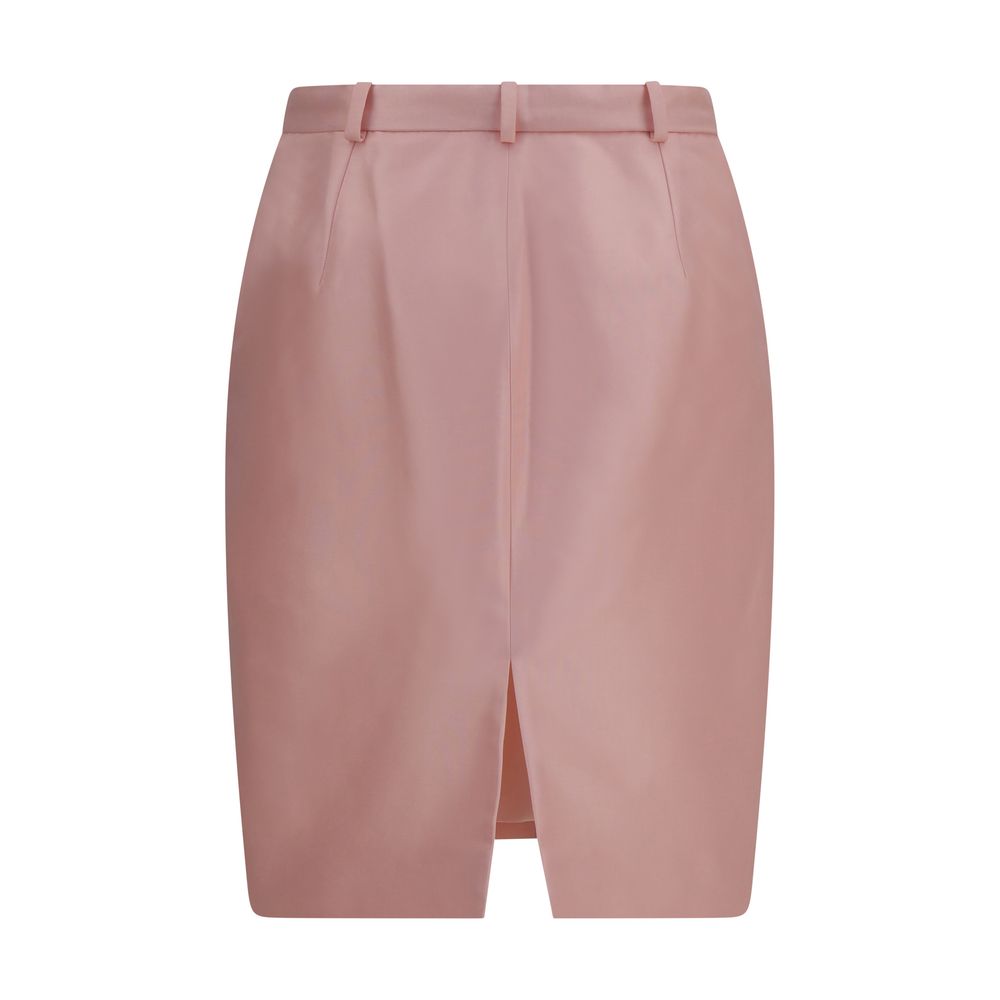Elevate your wardrobe with the Gucci Multicolor Silk Mini Skirt, a luxurious blend of 100% silk that embodies sophistication and timeless elegance for any occasion.