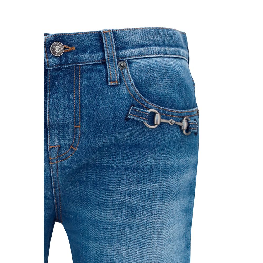 Experience the allure of Gucci Blue Cotton Flared Jeans, expertly crafted in Italy from premium materials, embodying timeless elegance and sophisticated style for the discerning individual.