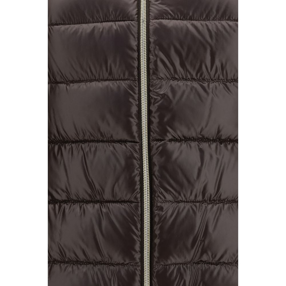 Elevate your style with the Herno Brown Polyamide Full-Length Jacket, a luxurious blend of elegance and warmth, crafted for the discerning individual seeking timeless sophistication.