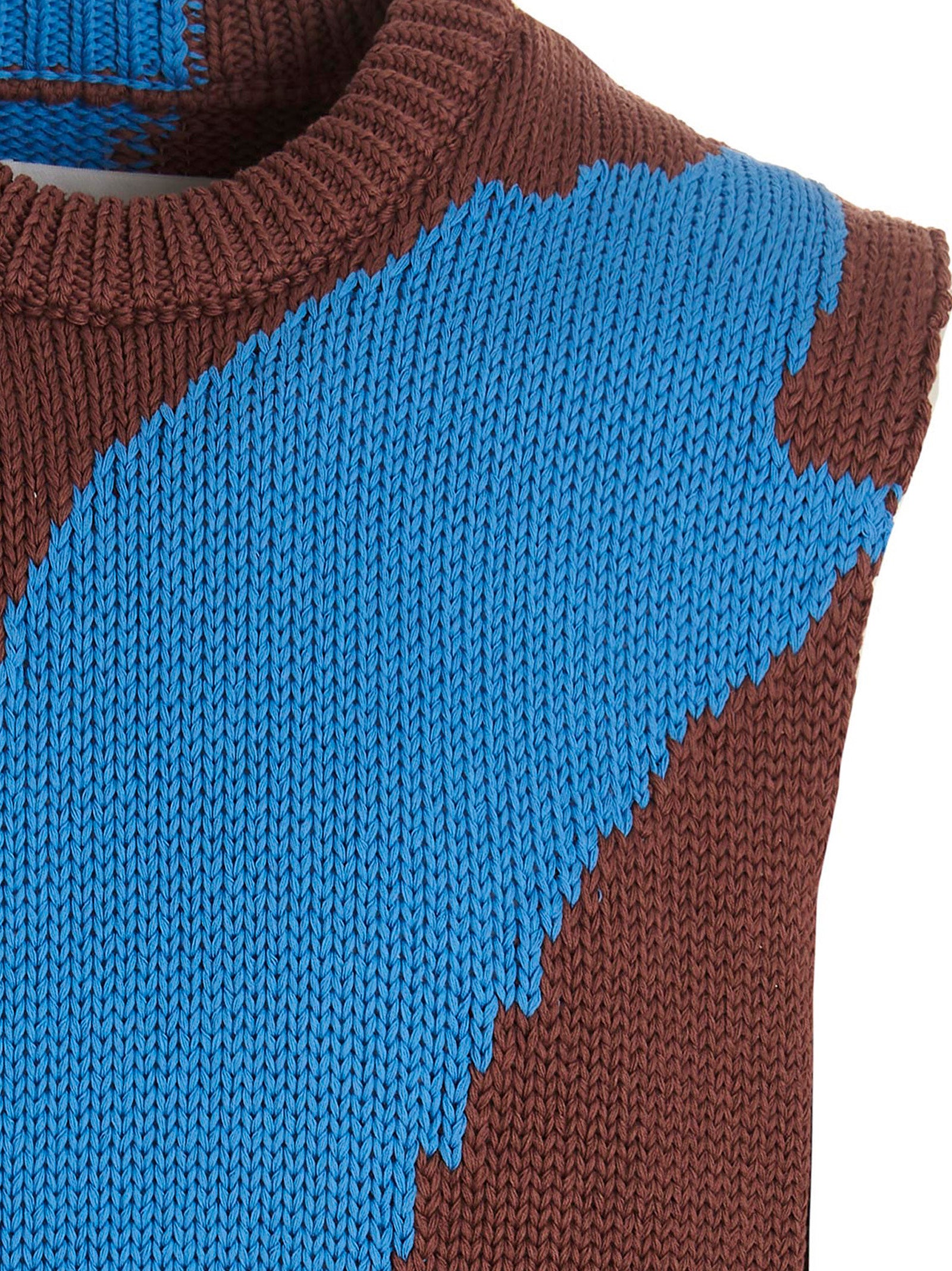 Elevate your wardrobe with the Jil Sander Multicolor Cotton Sleeveless Sweater, a masterpiece of artisanal luxury, crafted from soft cotton for timeless elegance.