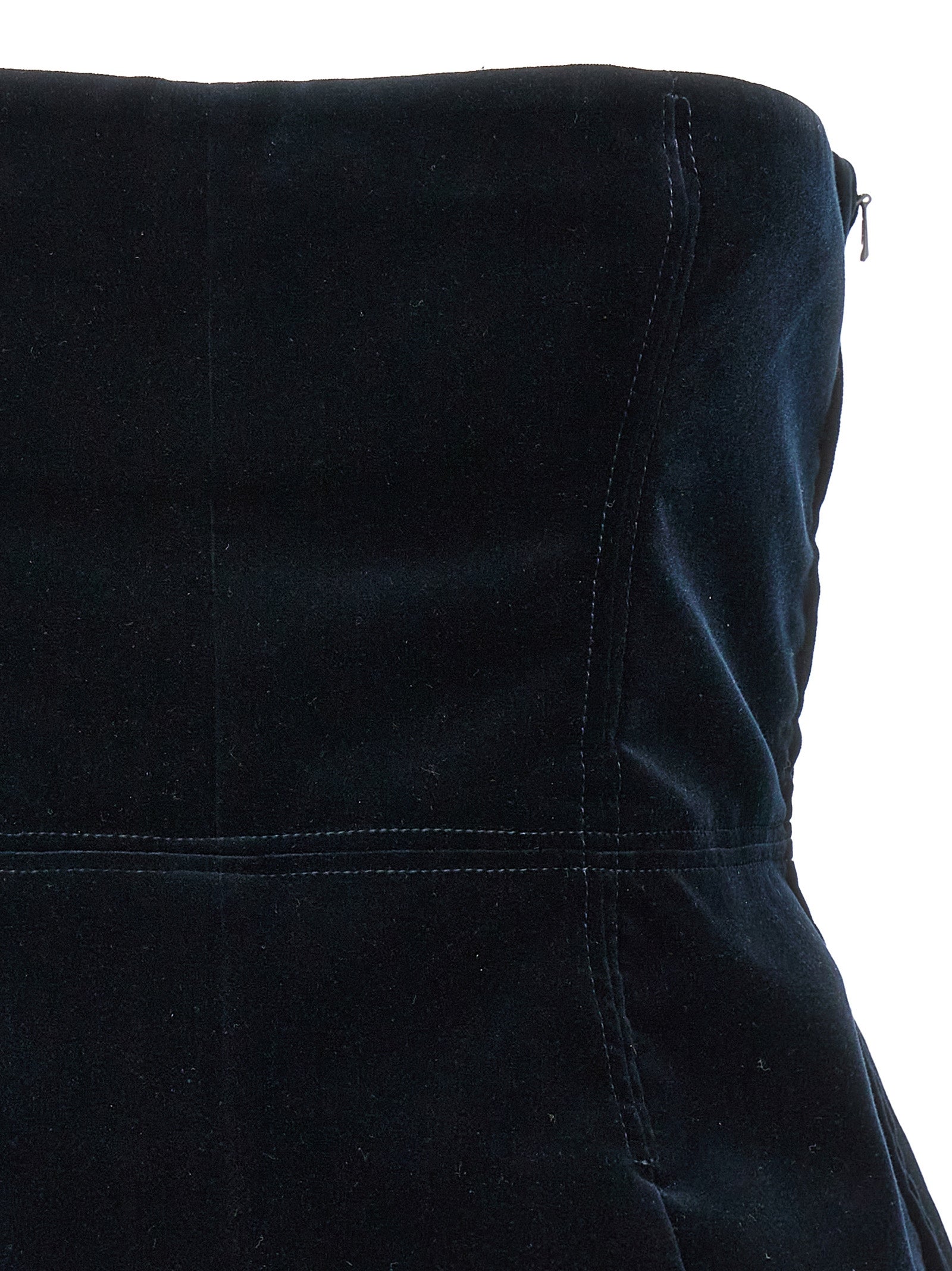 Elevate your evening allure with the Tom Ford Blue Cotton Tank Top, crafted from luxurious 100% cotton, embodying sophistication and timeless elegance for unforgettable moments.