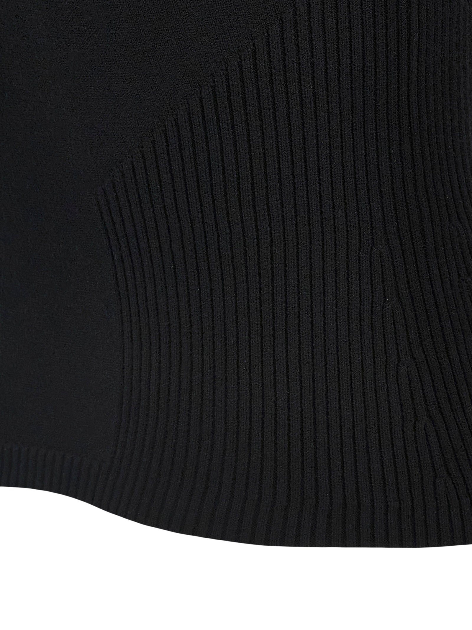Elevate your wardrobe with the Marine Serre Black Viscose Tank Top, a luxurious blend of elegance and innovation, crafted for those who embody sophistication and allure.