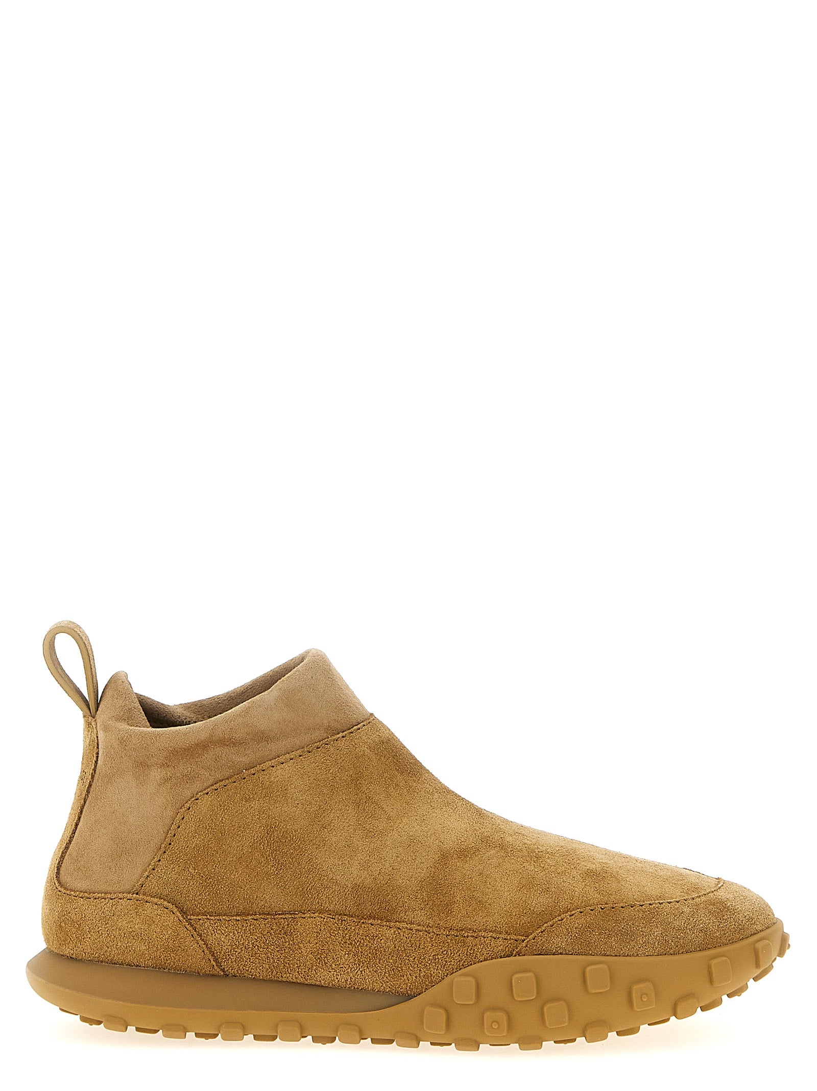 Experience the exquisite craftsmanship of Jil Sander Beige Calfskin Sneakers, where luxurious materials and timeless design elevate your style to new heights.