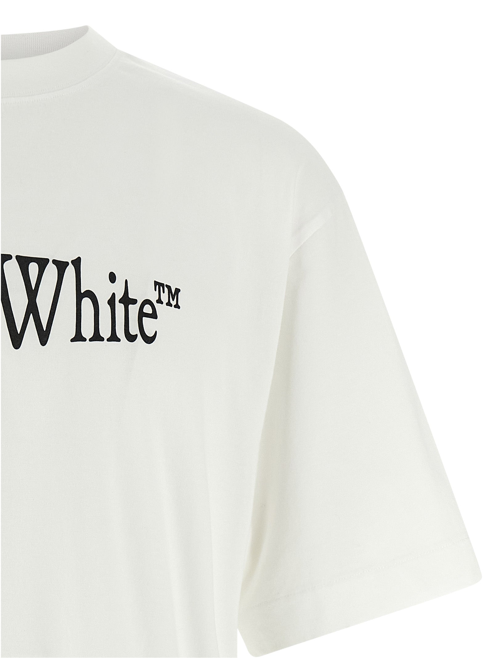 Discover the Off-White Bicolor Cotton Sportswear t-shirt, a masterpiece of luxury and comfort, designed for the discerning individual who embodies elegance and confidence.