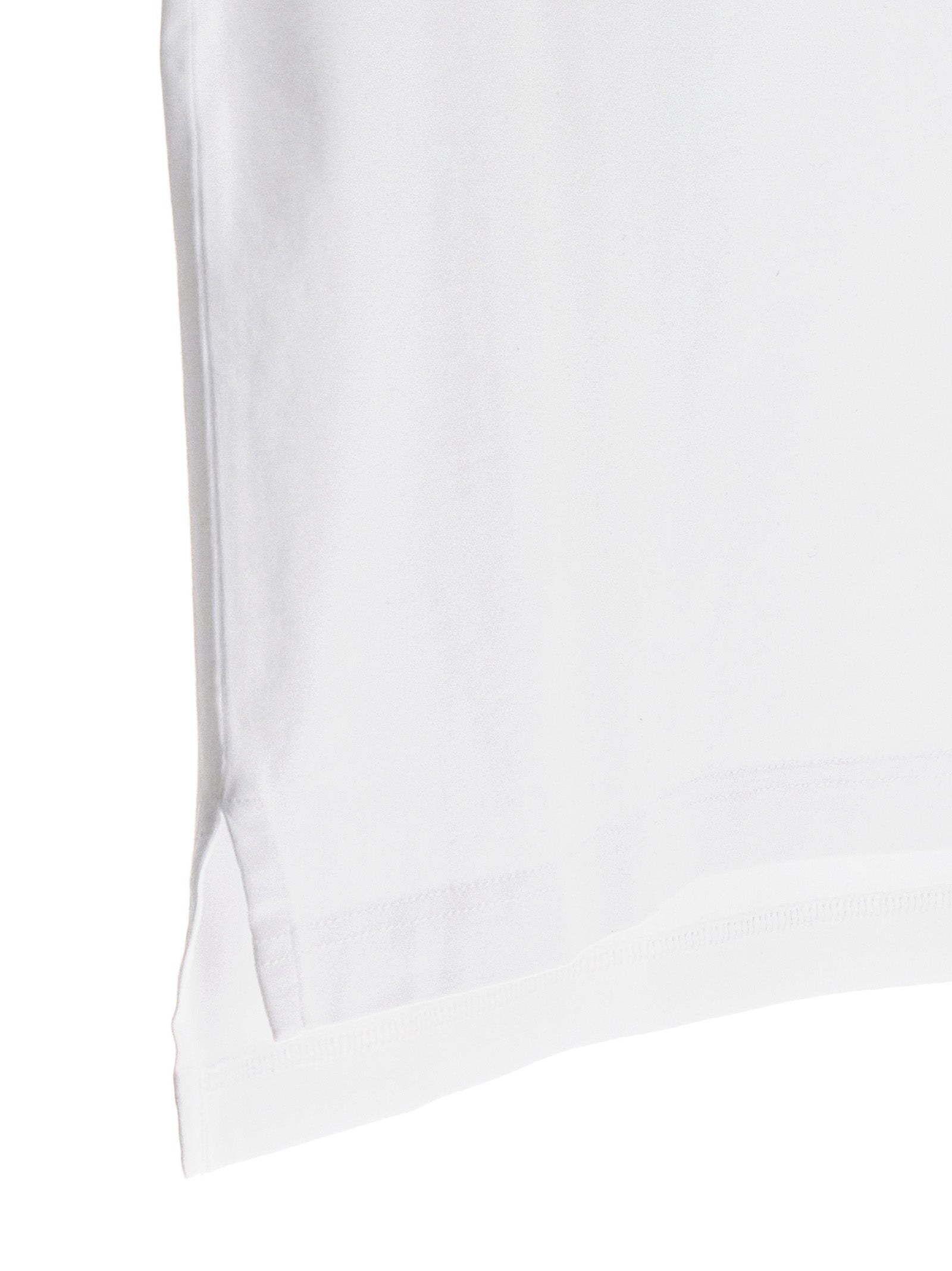 Elevate your wardrobe with the Vivienne Westwood White Cotton T-Shirt, a luxurious blend of comfort and sophistication, perfect for any occasion.