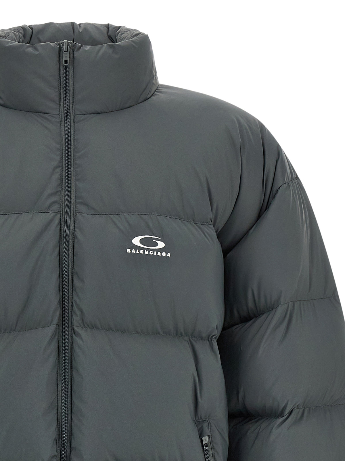 Elevate your style with the Balenciaga Gray Polyamide Full-Length Jacket, a luxurious blend of exquisite craftsmanship and modern sophistication, perfect for discerning tastes.
