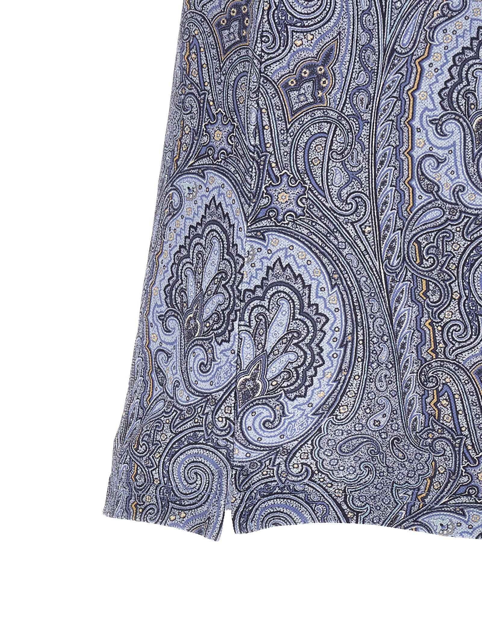 Discover the Etro Blue Cotton Polo Shirt, a luxurious blend of artisanal craftsmanship and timeless elegance, perfect for the discerning individual seeking sophistication.