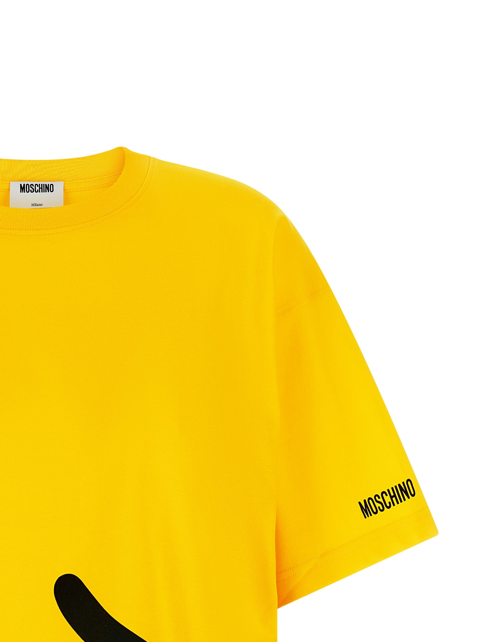 Elevate your style with the Moschino Bicolor Cotton T-Shirt, a luxurious blend of playful design and sustainable elegance, crafted from 100% organic cotton in Portugal.