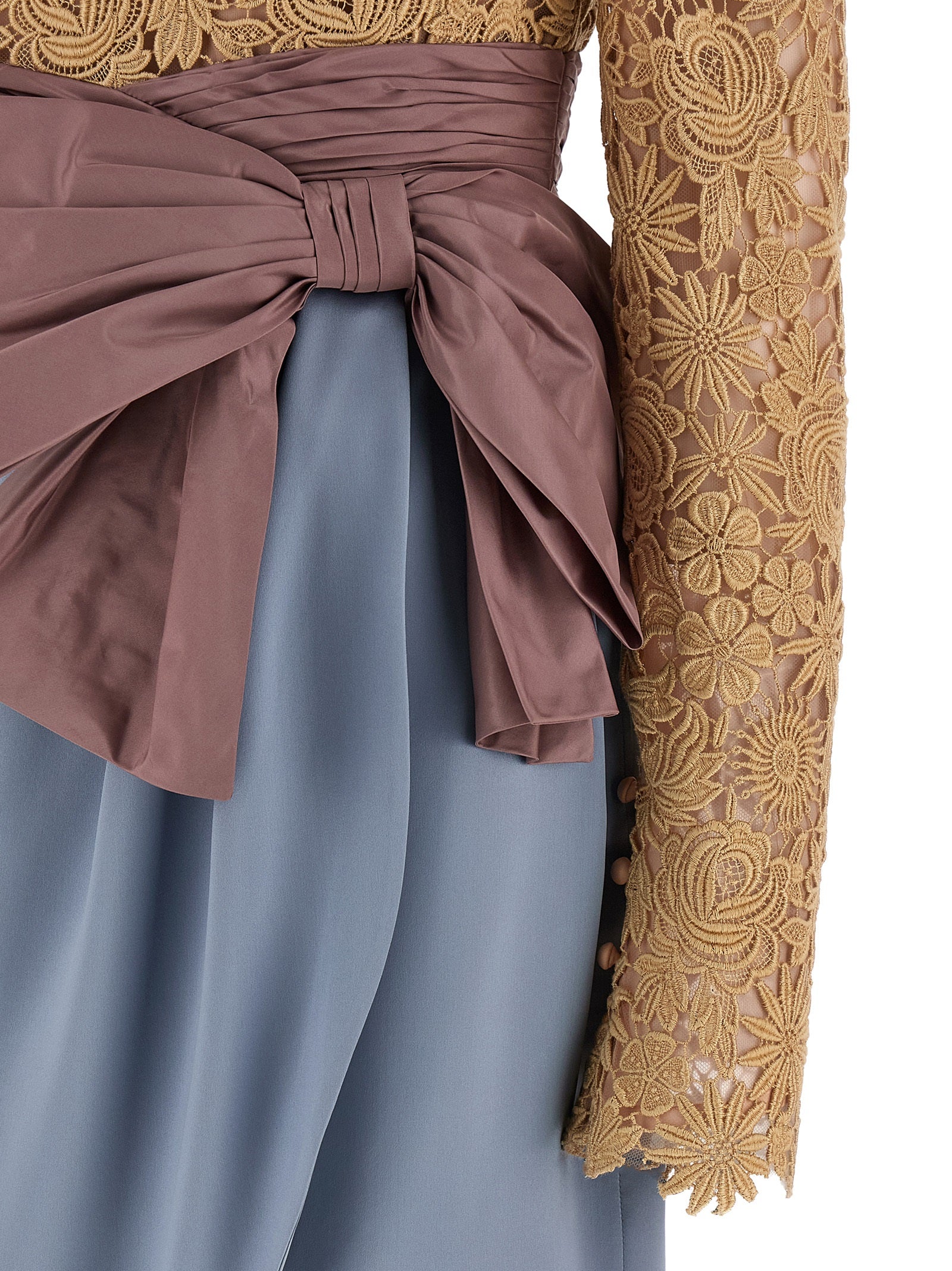 Discover the Valentino Garavani Multicolor Cotton Short Dress, a luxurious blend of floral elegance and exquisite craftsmanship, perfect for unforgettable soirées.