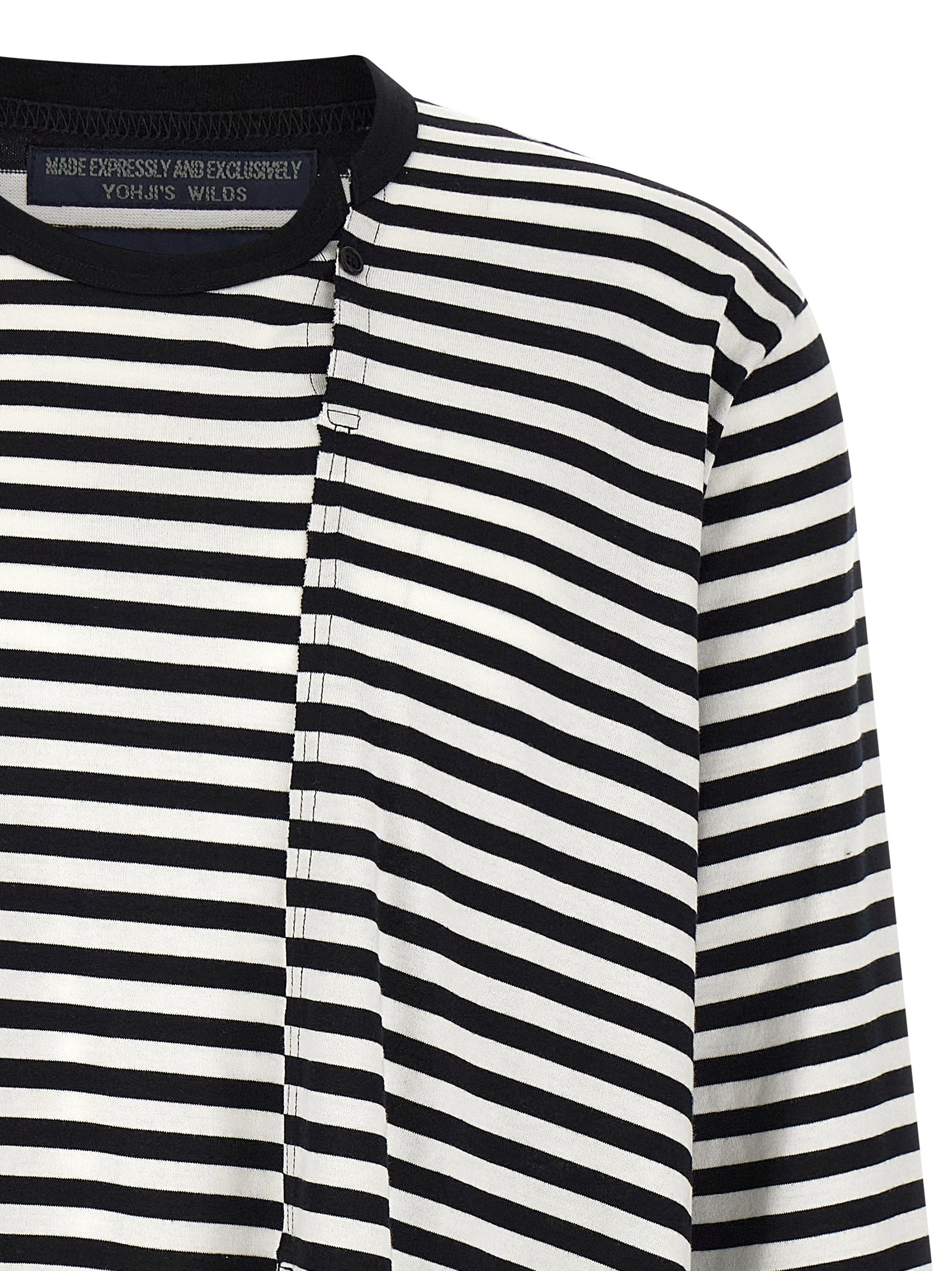 Elevate your wardrobe with the Yohji Yamamoto Bicolor Cotton Cardigan, a masterpiece of artisanal elegance, crafted from 100% cotton for sophisticated layering.