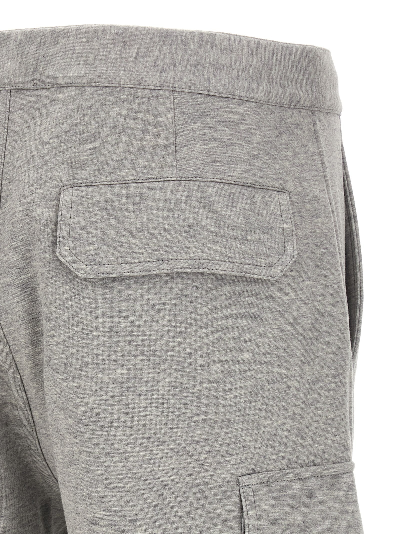 Discover the Brunello Cucinelli Gray Cotton Bermuda Shorts, where exquisite craftsmanship meets luxurious materials, perfect for those who embrace elegance and sophistication.