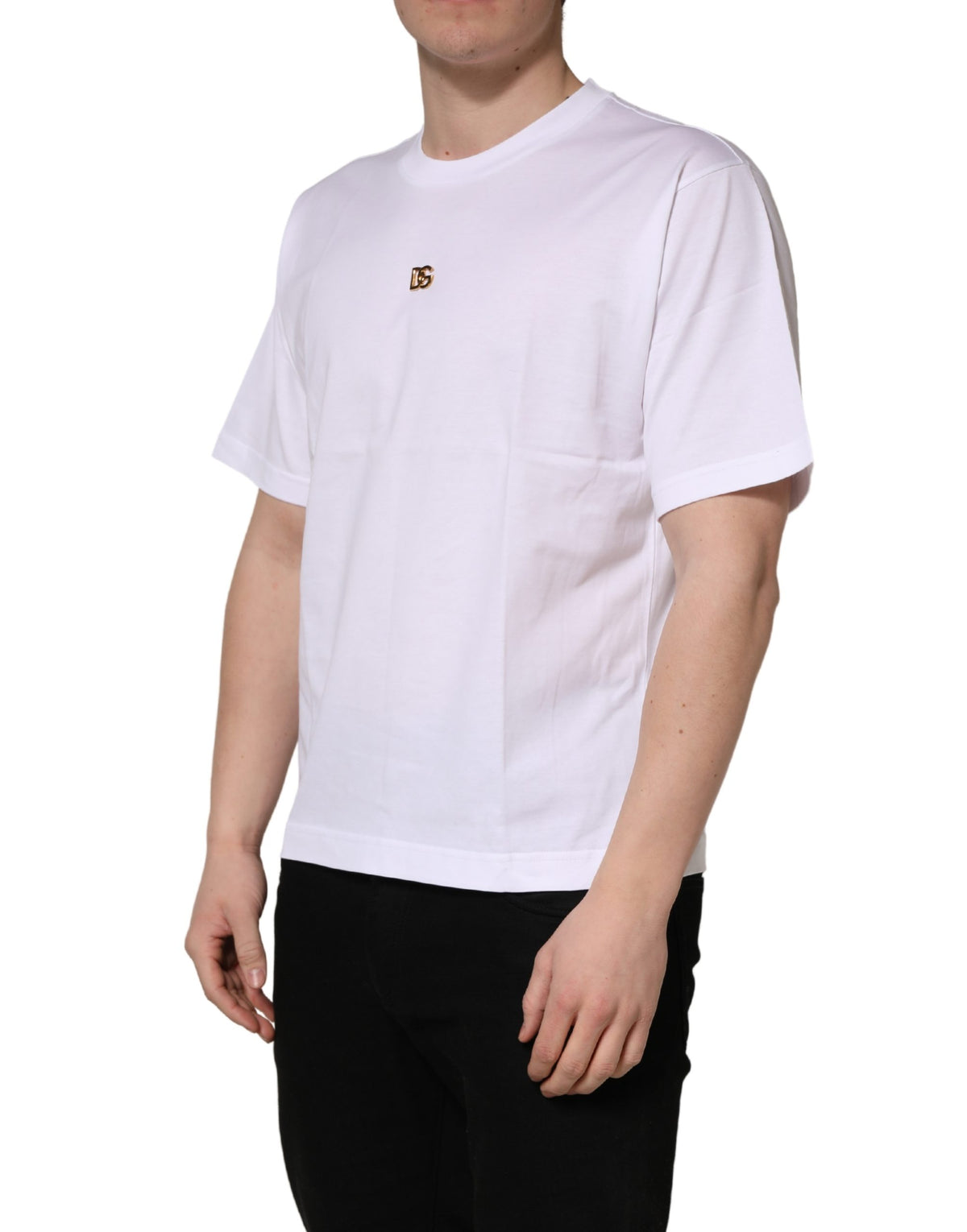 Elevate your style with the Dolce & Gabbana White Metal DG Logo Cotton T-shirt, a masterpiece of Italian craftsmanship that embodies timeless elegance and refined luxury.