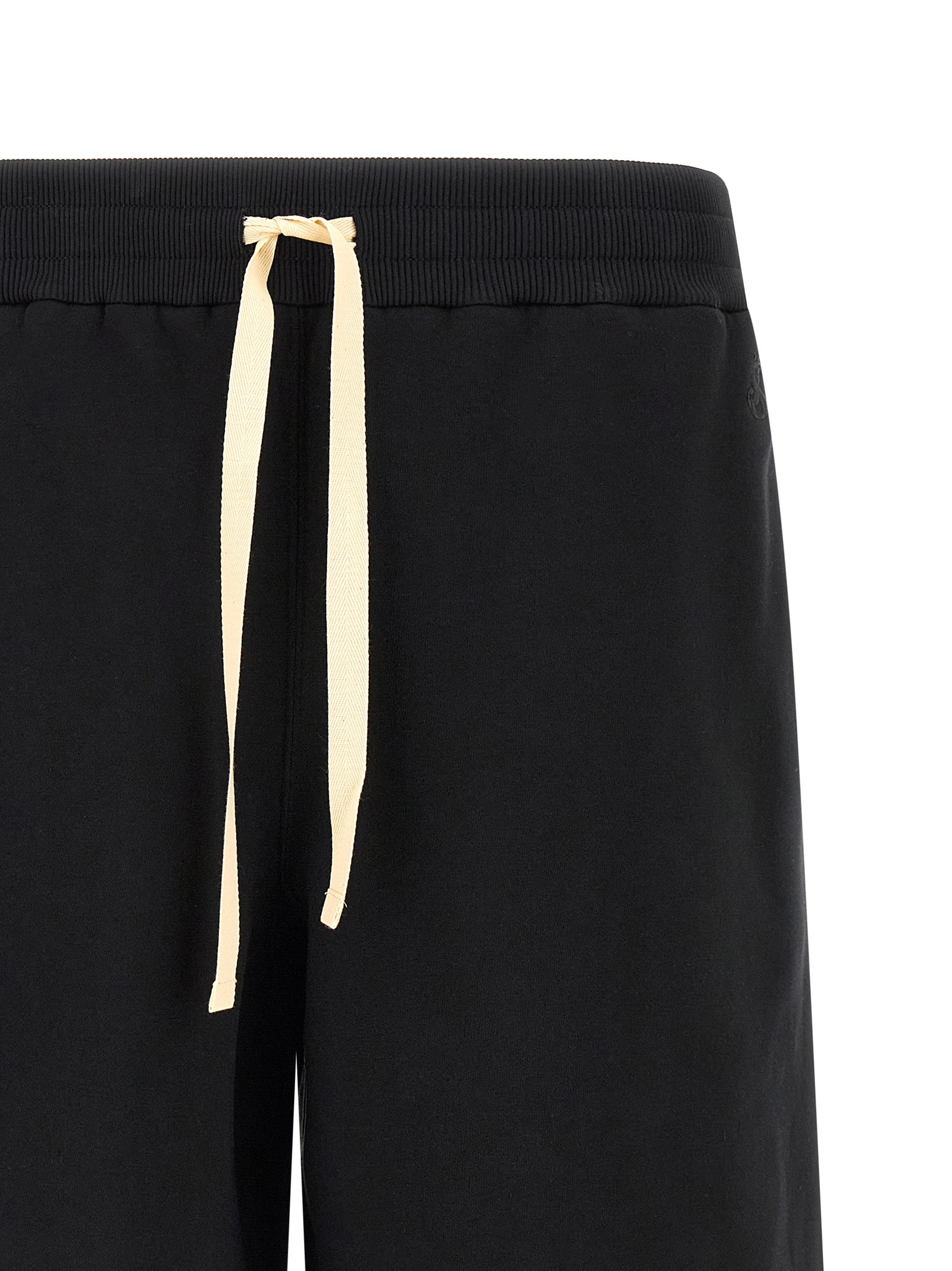 Elevate your wardrobe with Jil Sander's Black Cotton Bermuda Shorts, a luxurious blend of comfort and style, perfect for effortless sophistication in any setting.