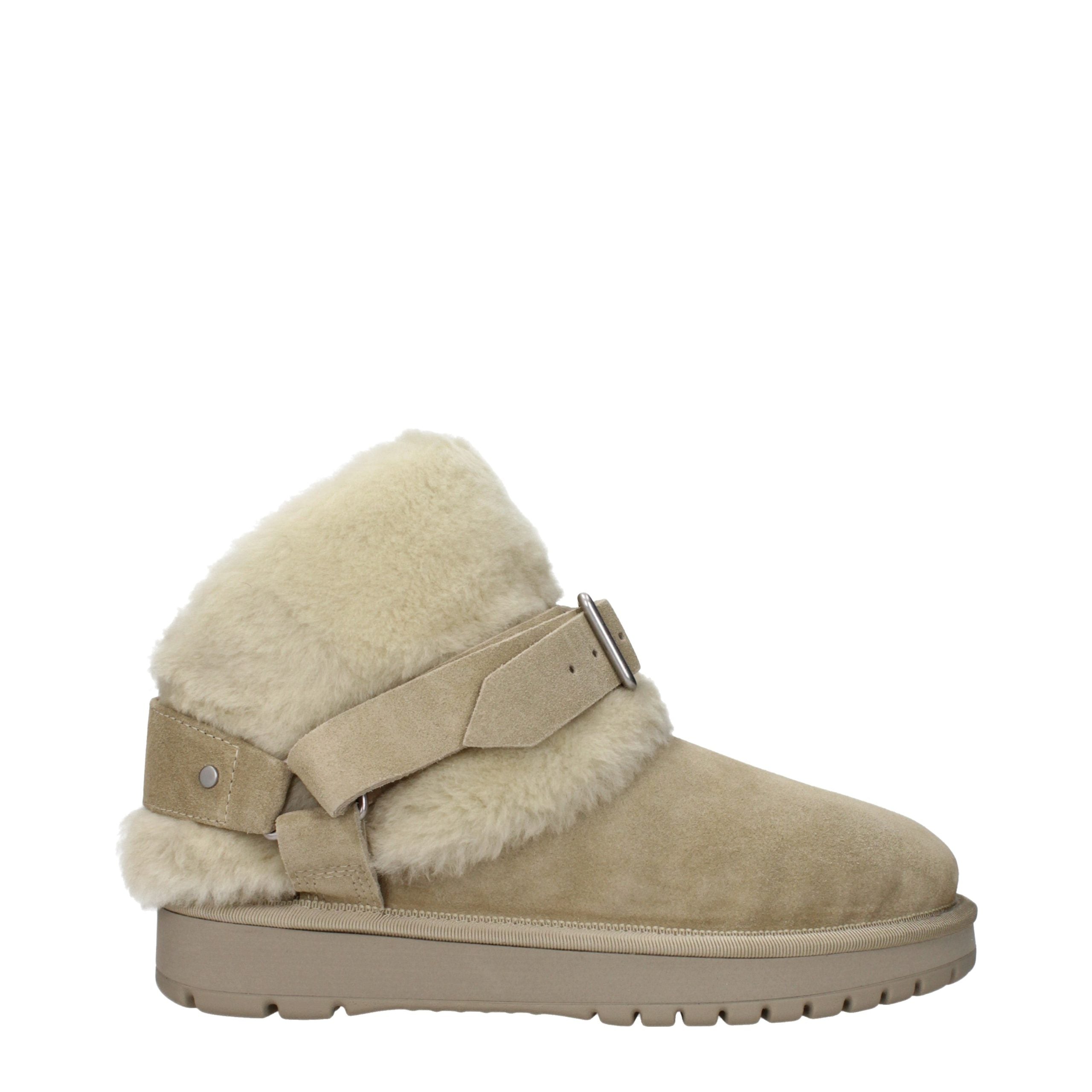 Burberry Green Leather Ankle Boots - Artisanal Luxury Footwear