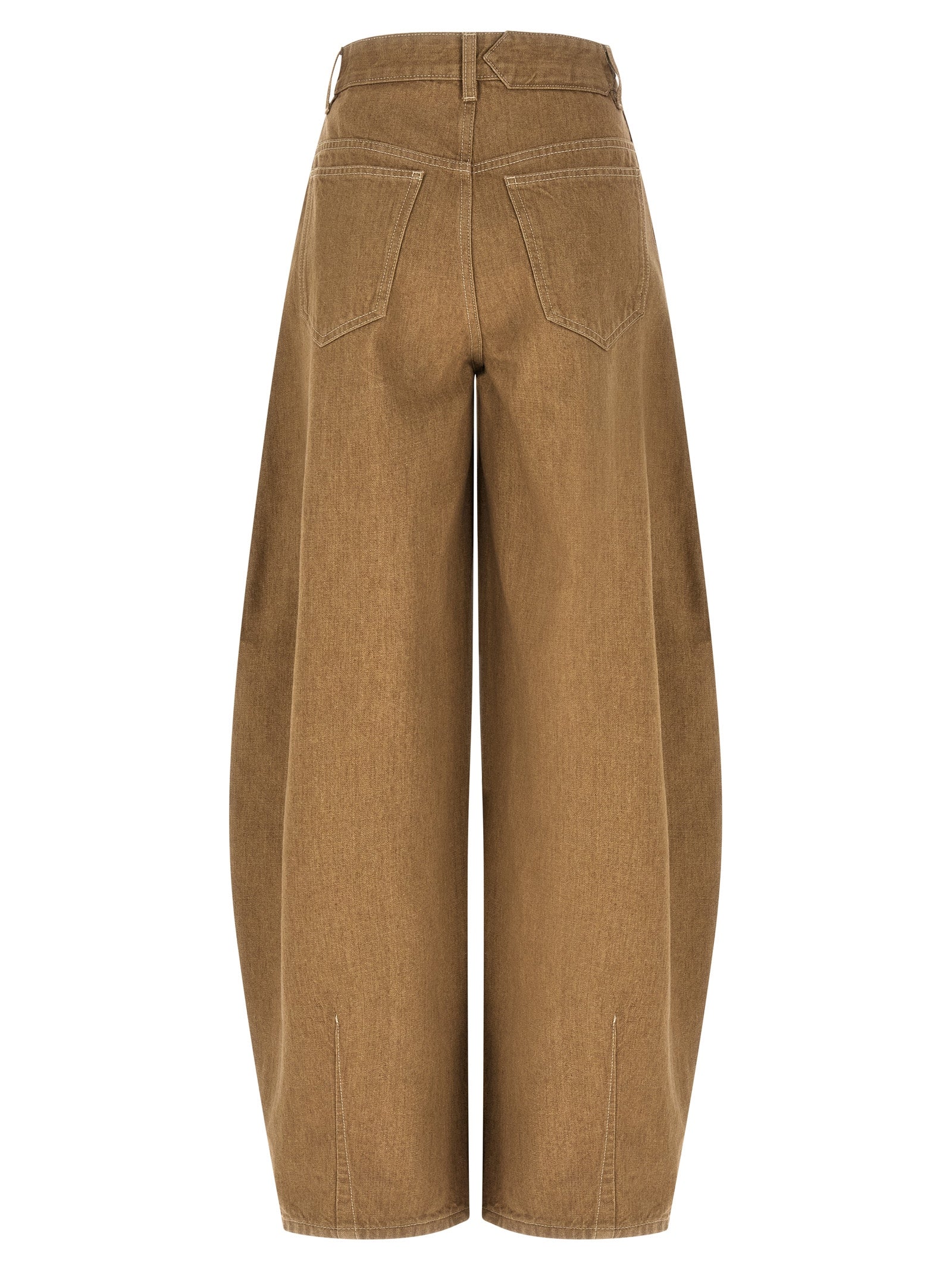 Elevate your wardrobe with Jacquemus Beige Cotton Jeans Denim, a luxurious blend of innovative craftsmanship and timeless elegance, designed for the discerning individual.