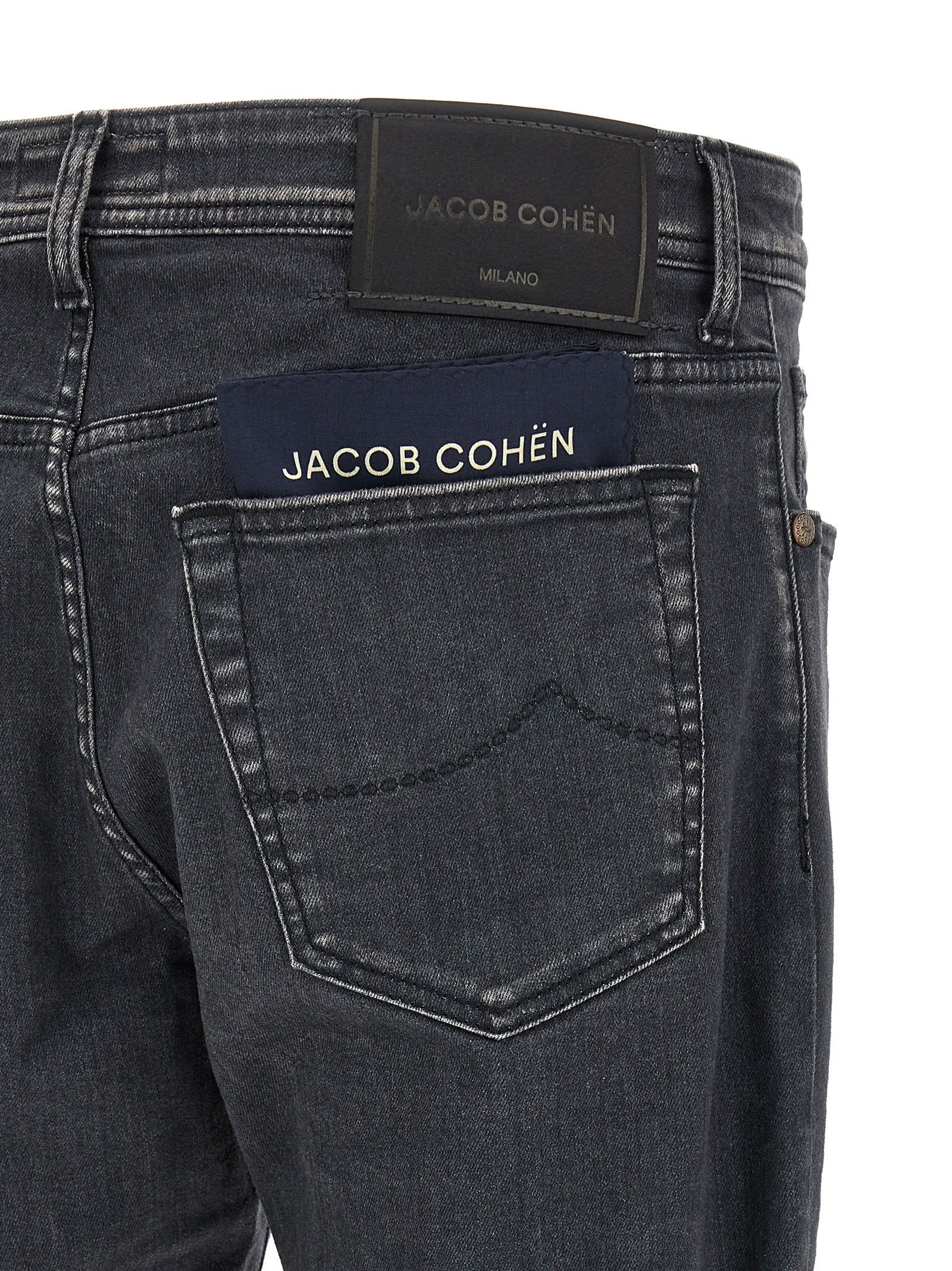 Indulge in the sophistication of Jacob Cohen Gray Cotton Straight-Leg Jeans, crafted in Italy from a luxurious blend, embodying timeless elegance and refined style.
