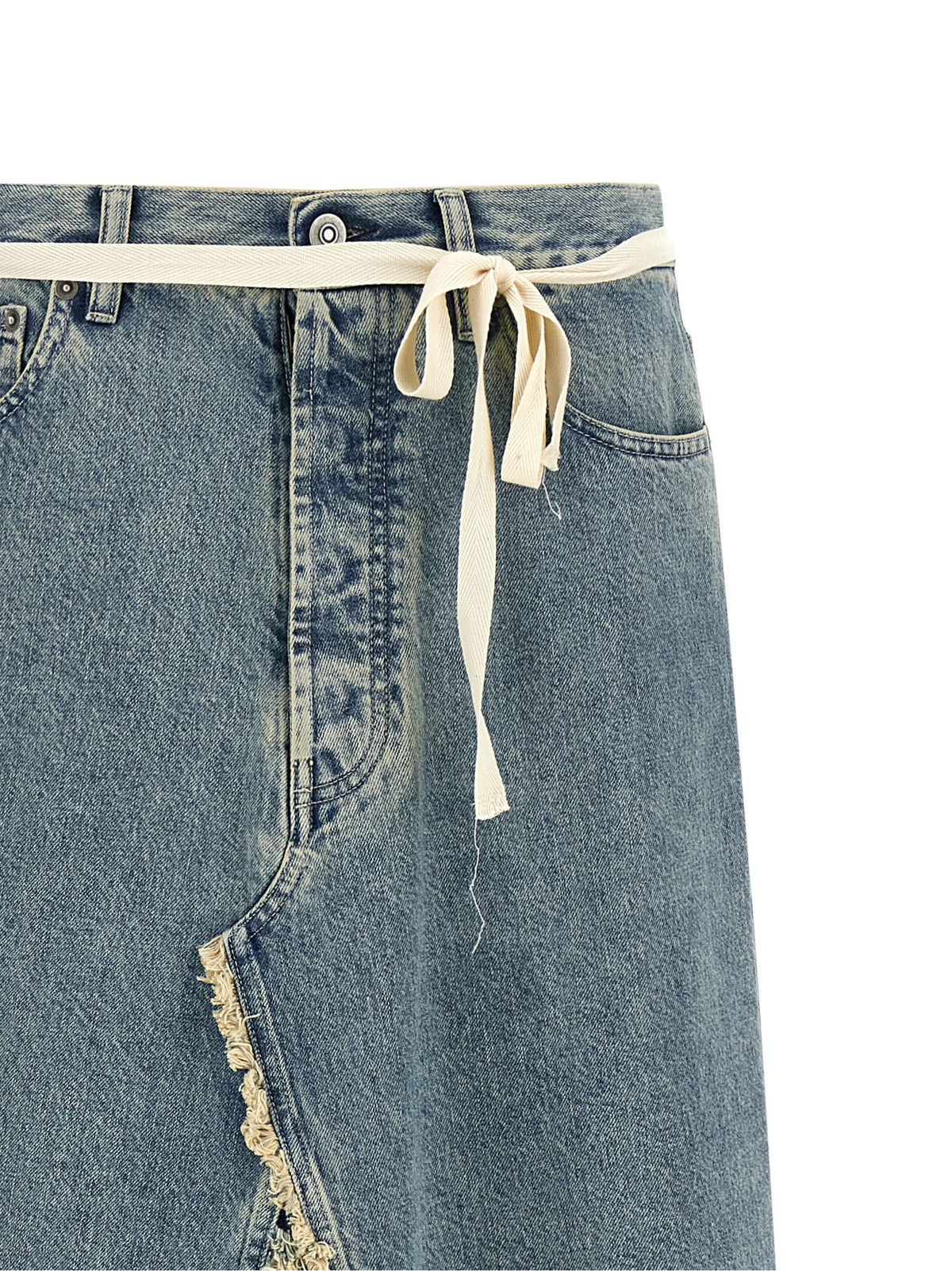 Elevate your wardrobe with the Maison Margiela Blue Cotton Mini Skirt, a luxurious blend of exquisite craftsmanship and modern elegance, perfect for the discerning individual.