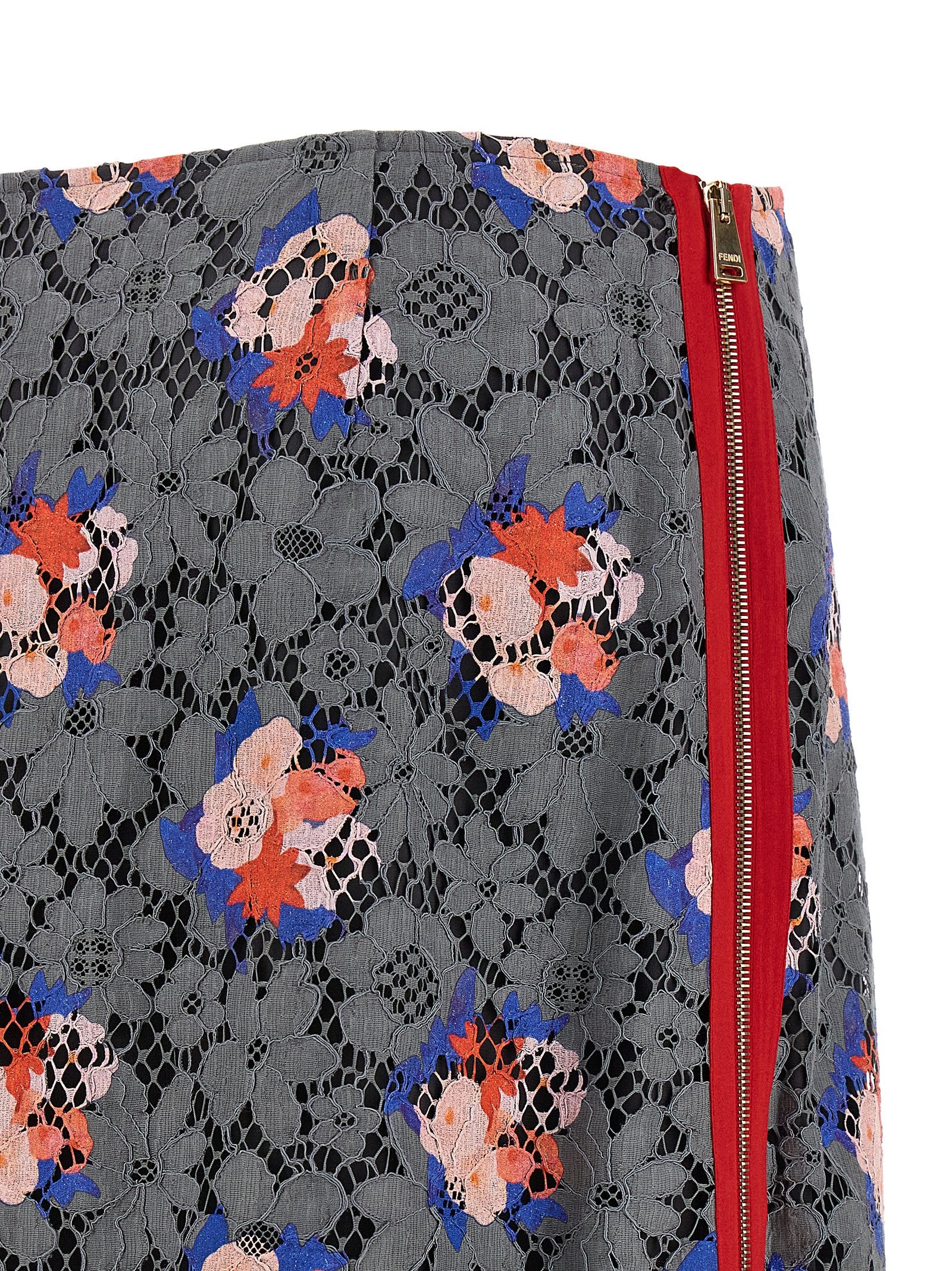 Elevate your wardrobe with the Fendi Gray Cotton Midi Skirt, a luxurious blend of cotton and viscose, embodying timeless elegance and sophisticated artistry for every occasion.