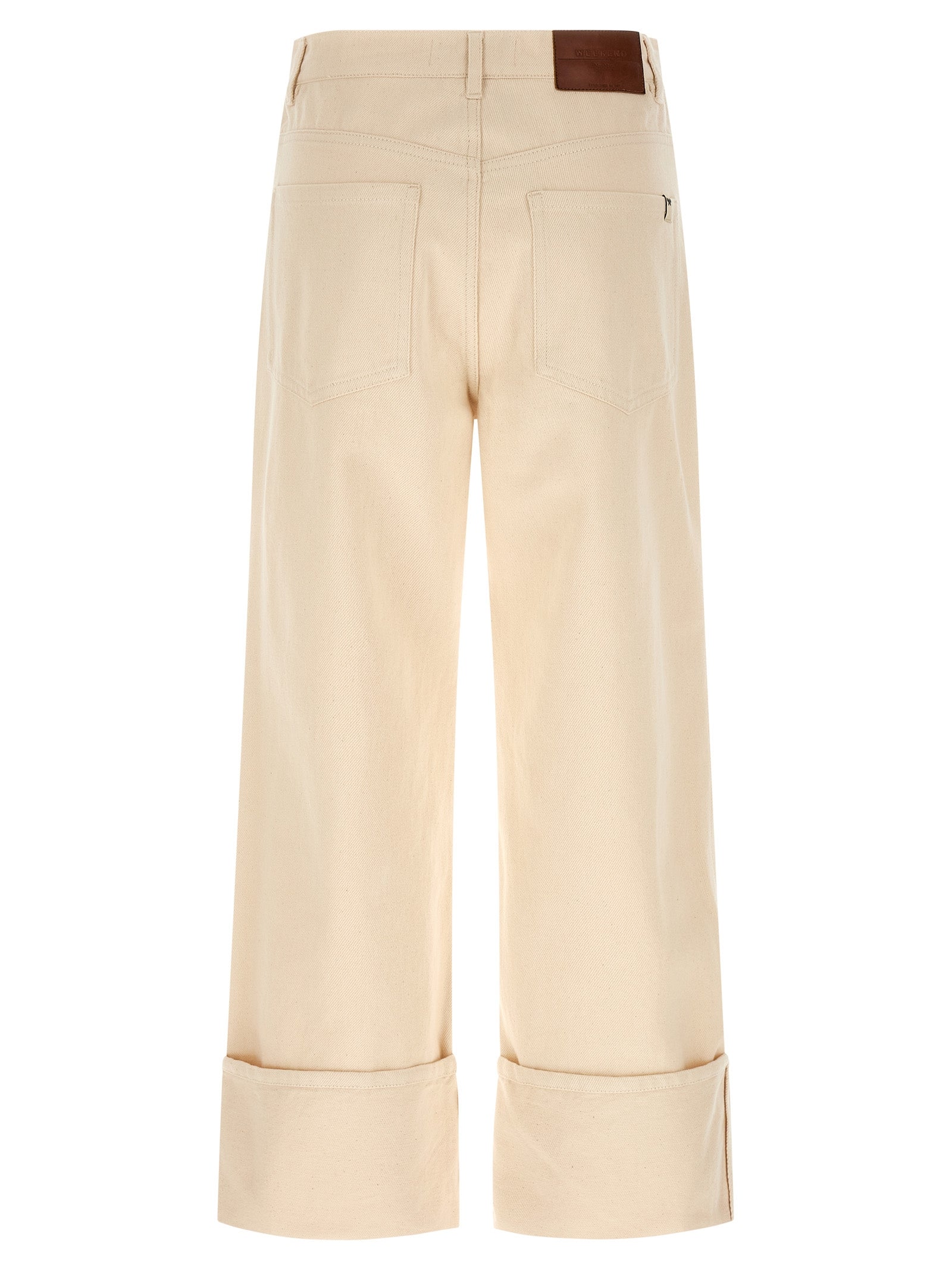 Discover the WEEKEND MAX MARA ‘WkdGesto’ pants, a luxurious blend of 100% cotton and timeless design, elevating your style with every wear.
