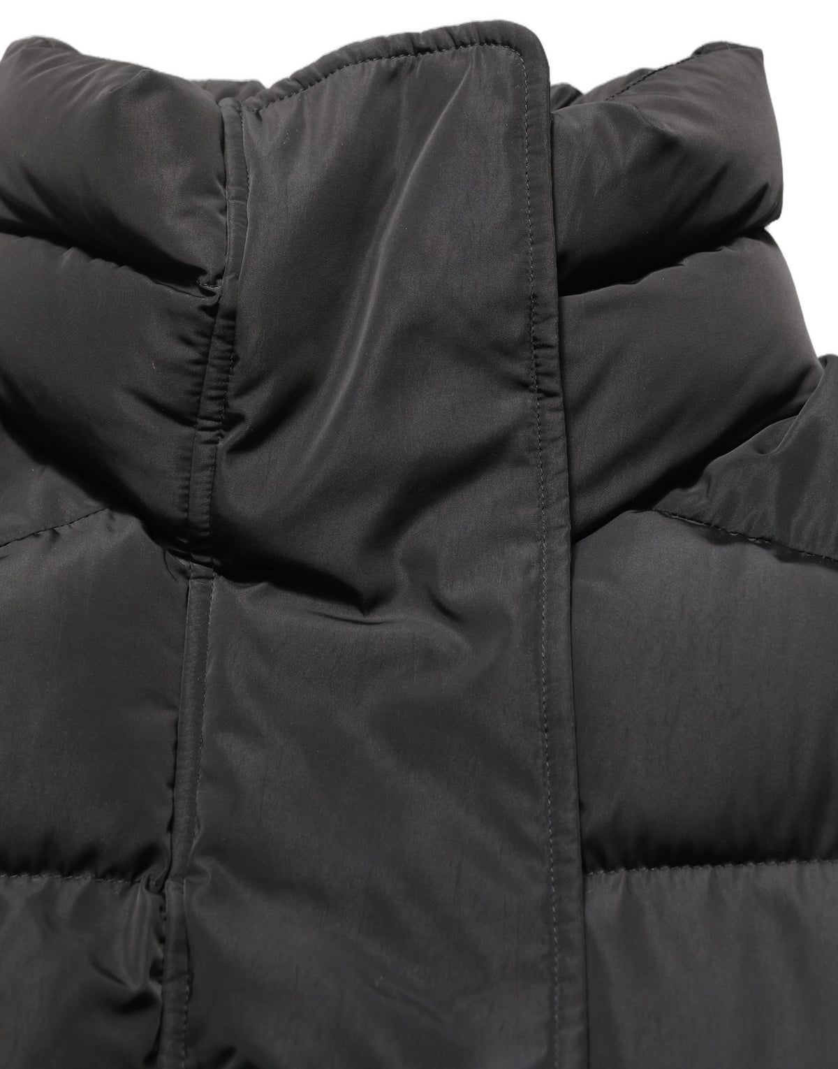 Dolce & Gabbana Black Sleeveless Padded Puffer Jacket Luxury