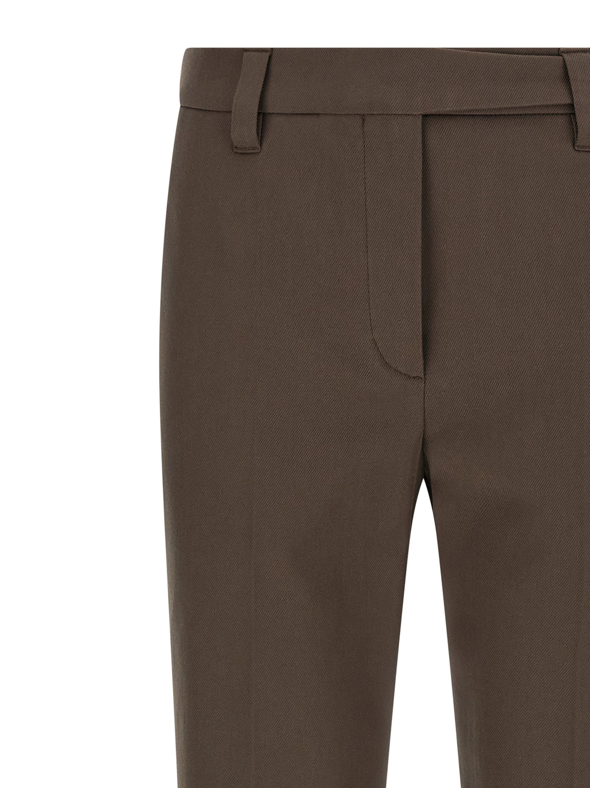 Indulge in the exquisite craftsmanship of Brunello Cucinelli's Brown Cotton Casual Pants, where luxurious materials meet timeless elegance for the discerning individual.