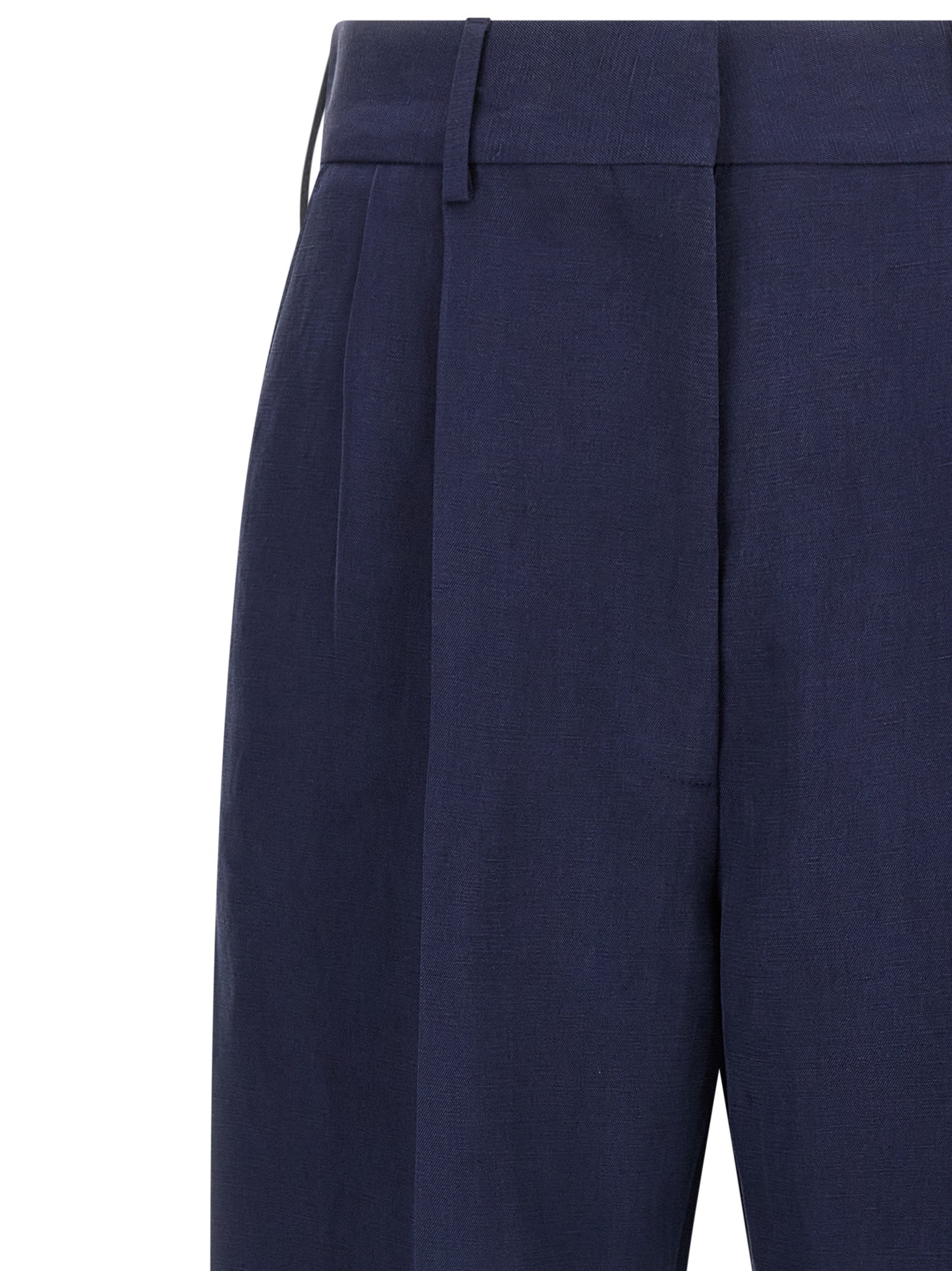 Elevate your style with Blazé Milano's Blue Linen Casual Pants, a luxurious blend of linen and silk, featuring exquisite details and a timeless silhouette for the discerning individual.