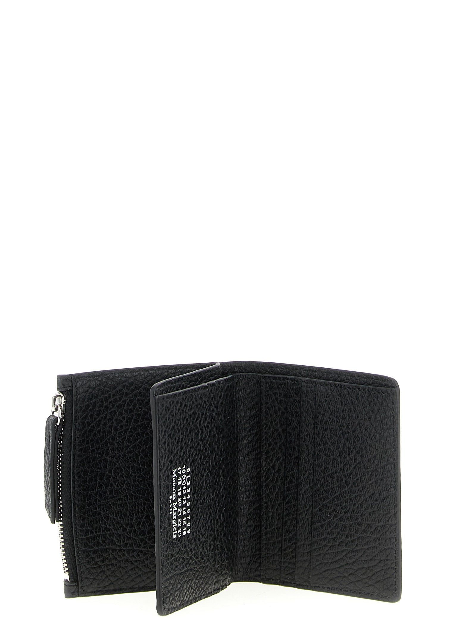 Discover the Maison Margiela Black Calfskin Cardholder, a symbol of luxury and sophistication, crafted from exquisite calfskin leather for the discerning individual.