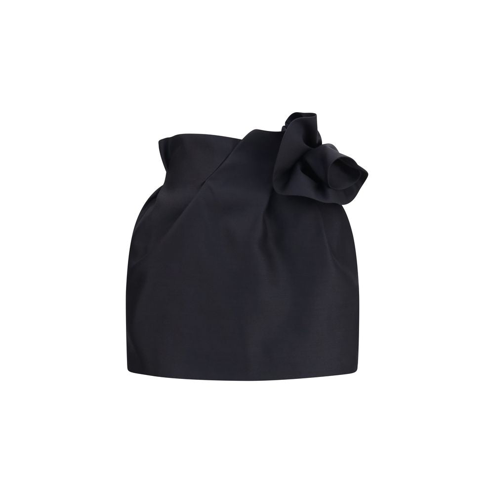 Elevate your wardrobe with the Magda Butrym Black Wool Oves Aries Mini Skirt, a masterpiece of refined femininity crafted from luxurious Merino wool and silk.