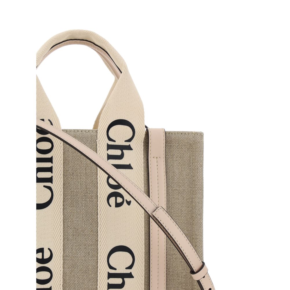 Chloé Brown Linen Handbag - Timeless Elegance Redefined