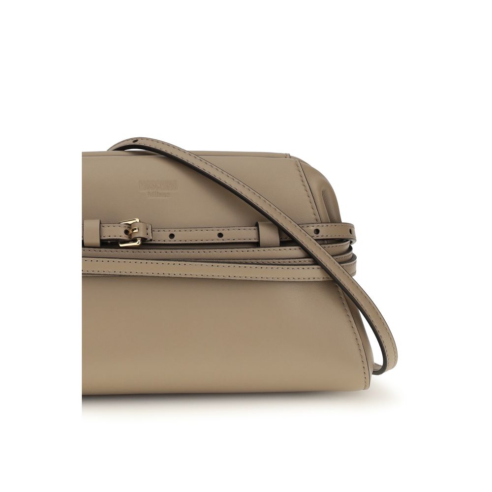 Discover the Moschino Beige Goatskin Shoulder Bag from the AW26 collection, a masterpiece of smooth leather and gold-tone accents, embodying timeless elegance and sophistication.