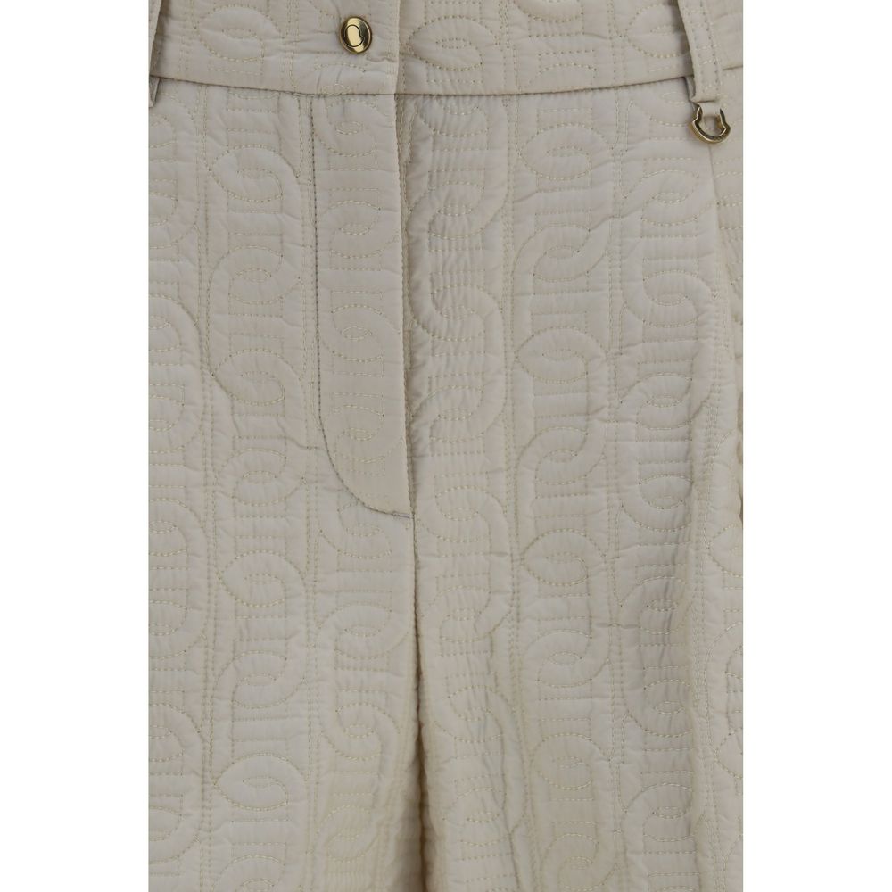 Discover the Moncler Beige Polyamide Bermuda Shorts from the AW26 collection, crafted from luxurious Longue Saison nylon for effortless elegance and timeless style.
