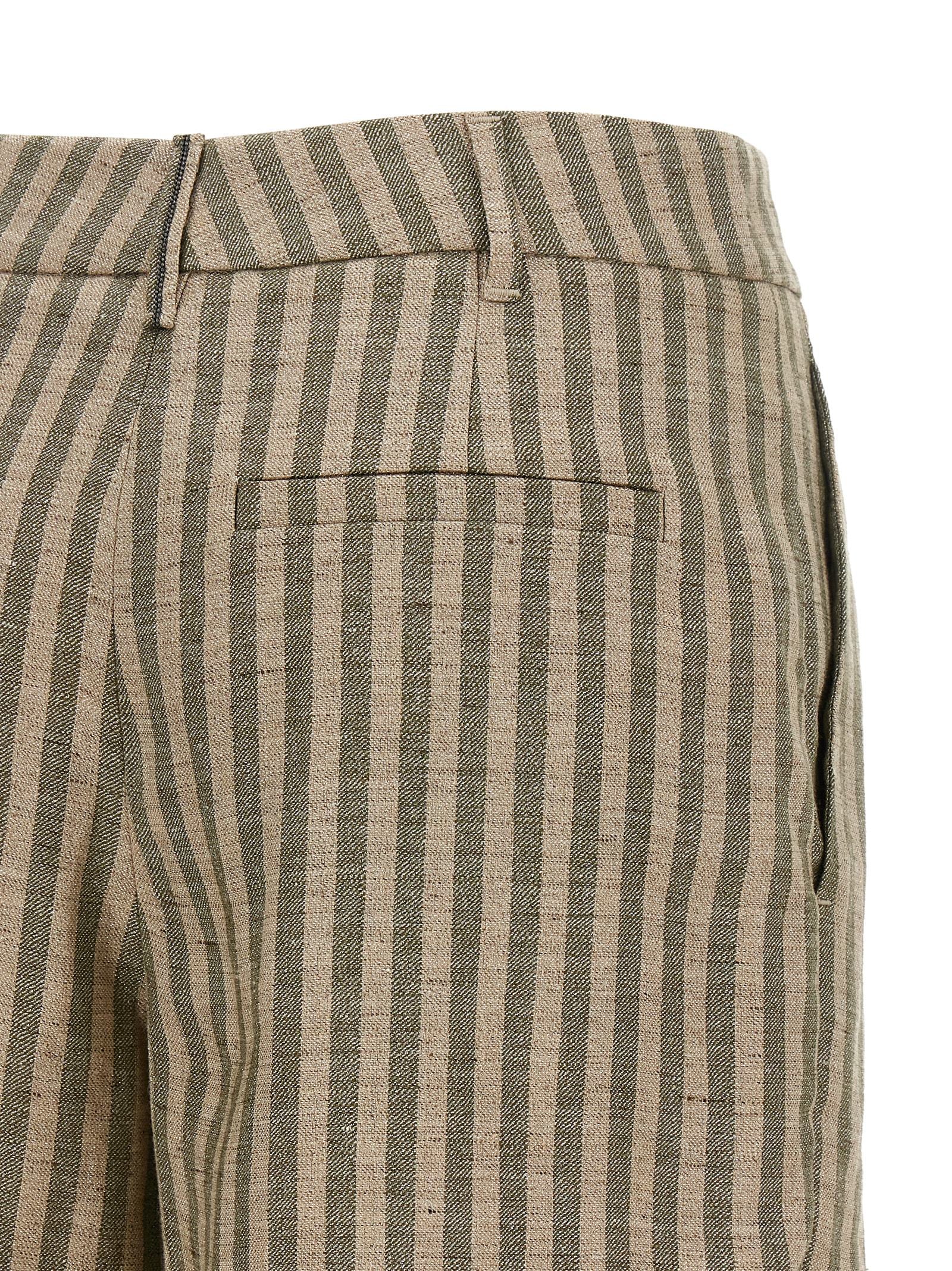 Elevate your summer wardrobe with Brunello Cucinelli Bicolor Linen Bermuda Shorts, a masterpiece of Italian craftsmanship in luxurious linen, embodying timeless elegance and refined sophistication.