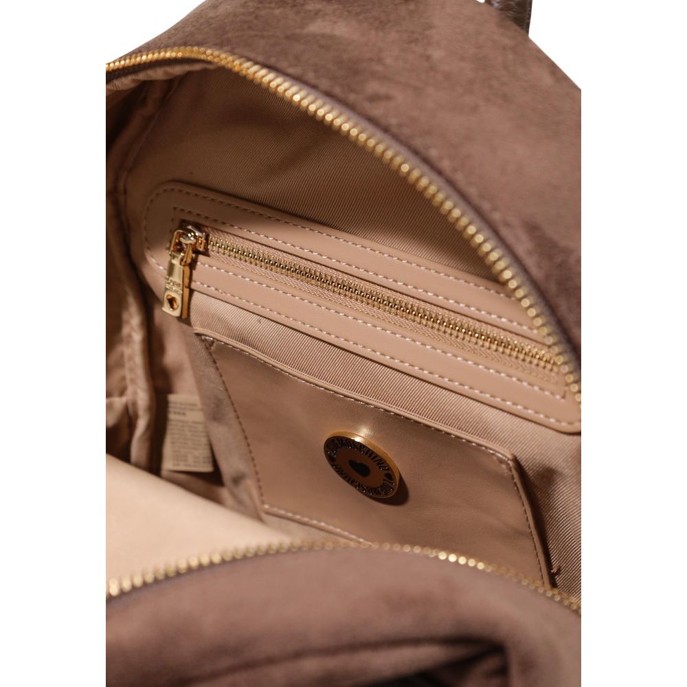 Discover the Love Moschino Brown Polyester Backpack, a luxurious blend of elegance and practicality, crafted from premium materials for the discerning individual.