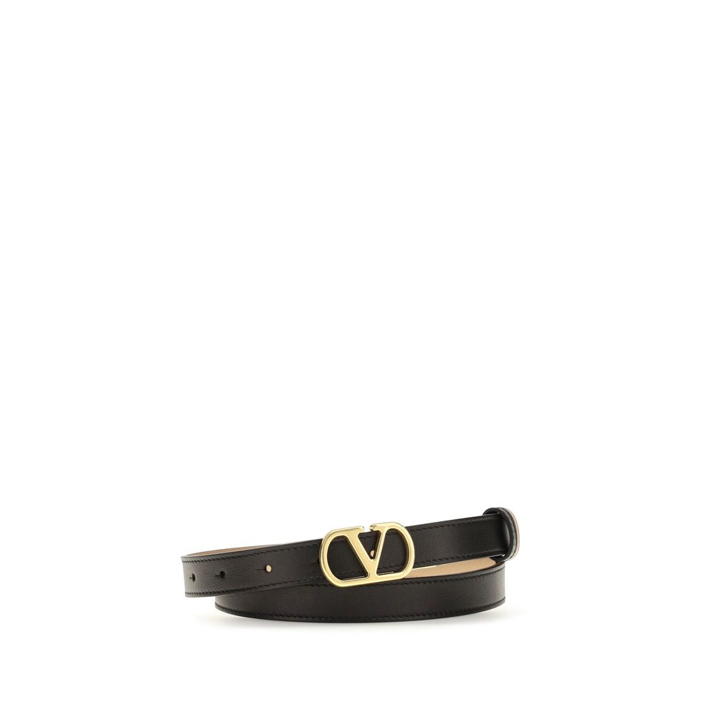 Experience the epitome of elegance with the Valentino Garavani Black Lamb Ovis Aries Regular Belt, a reversible masterpiece that redefines luxury and sophistication.